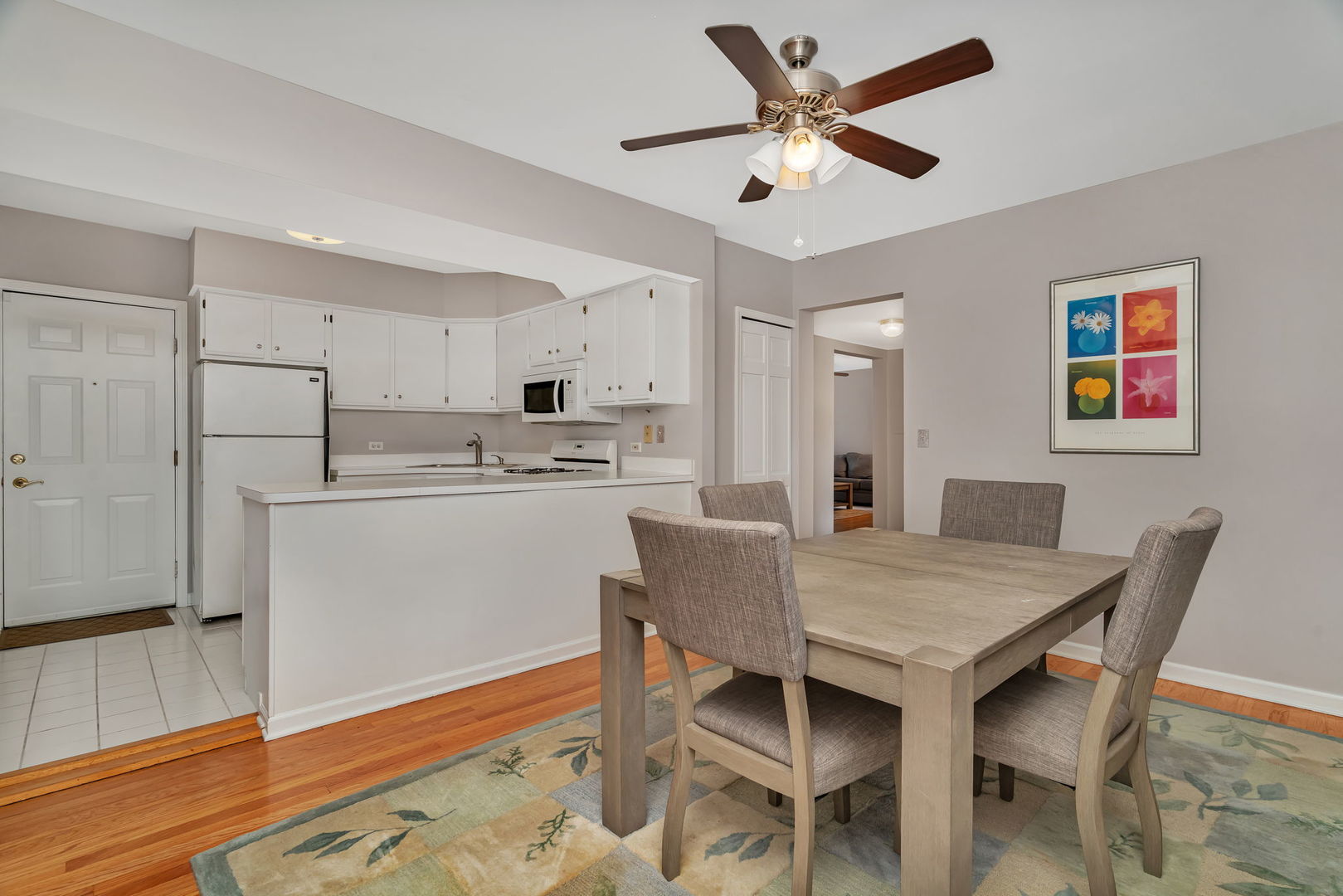 75 E Harris Avenue #1E, La Grange, IL 60525