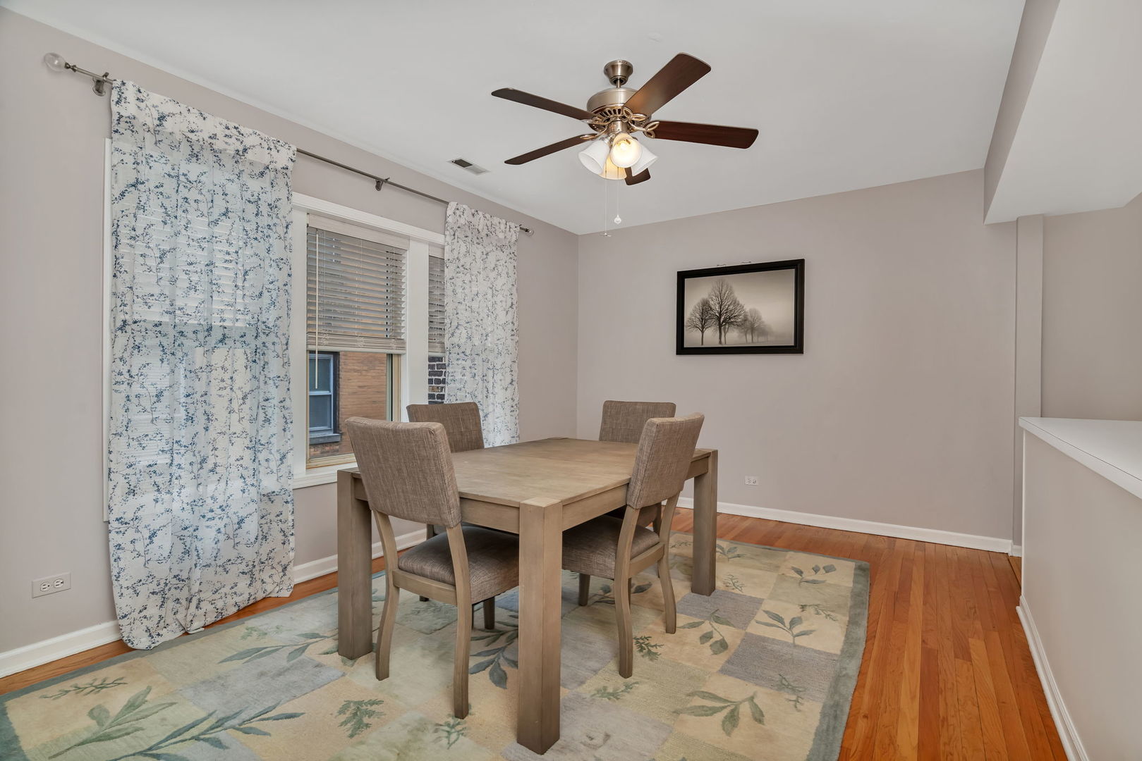 75 E Harris Avenue #1E, La Grange, IL 60525