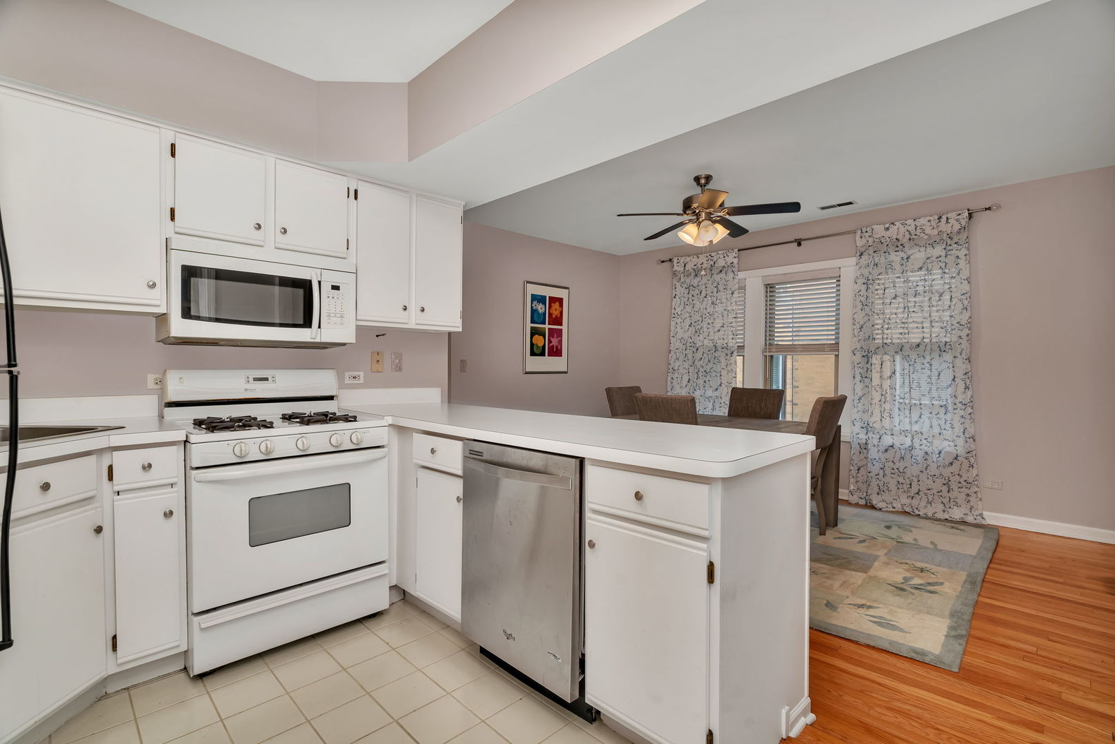 75 E Harris Avenue #1E, La Grange, IL 60525