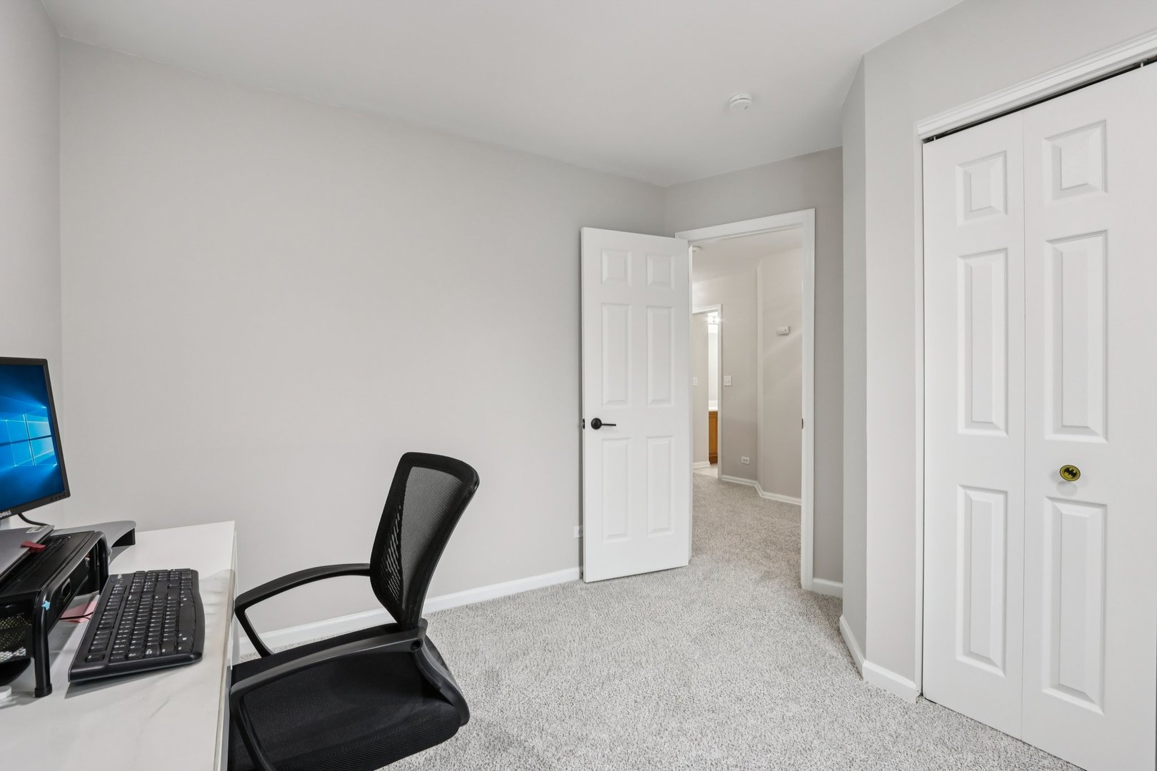 373 Evergreen Circle, Glendale Heights, IL 60139