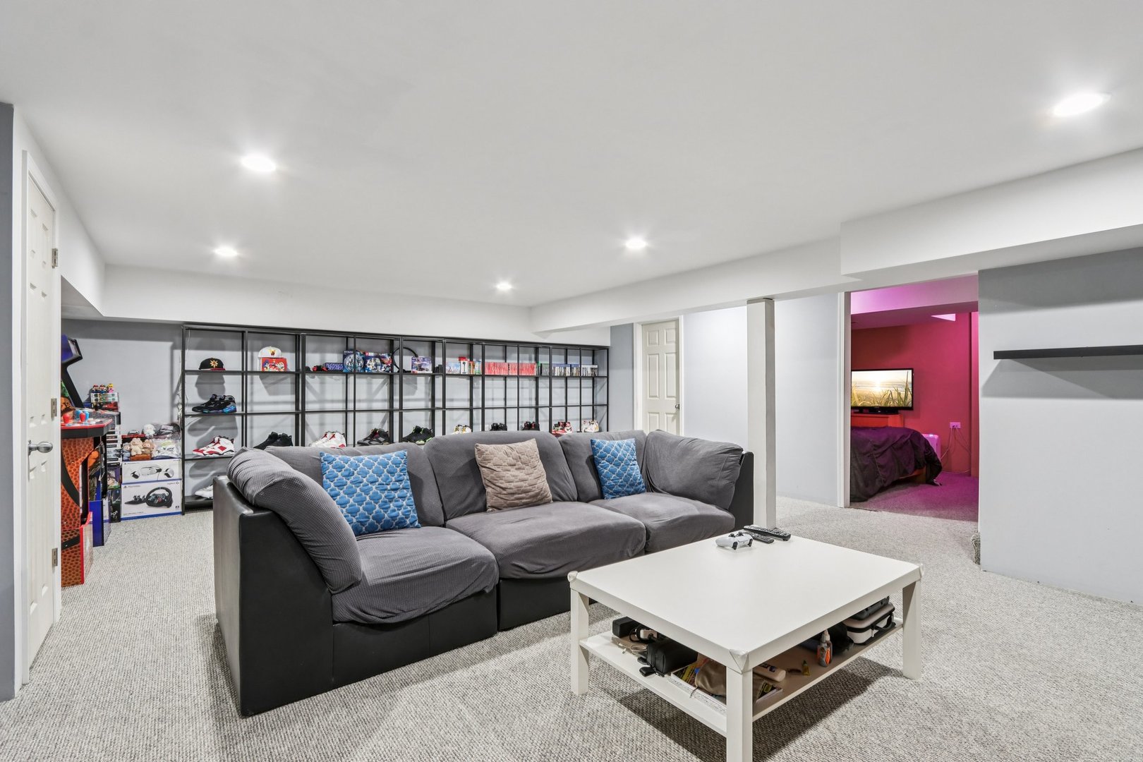 373 Evergreen Circle, Glendale Heights, IL 60139