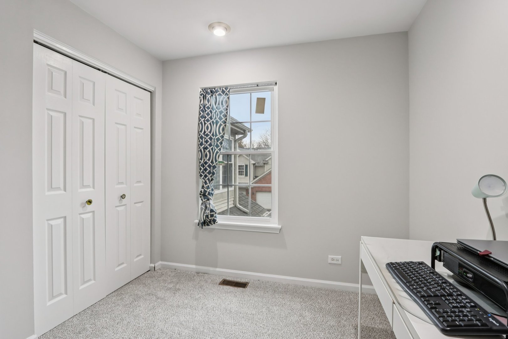 373 Evergreen Circle, Glendale Heights, IL 60139