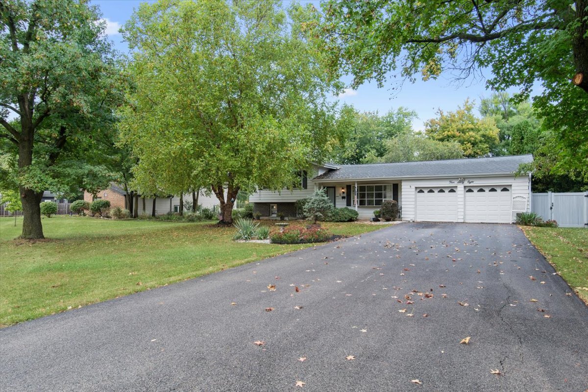 26W468 National Street, Carol Stream, IL 60188