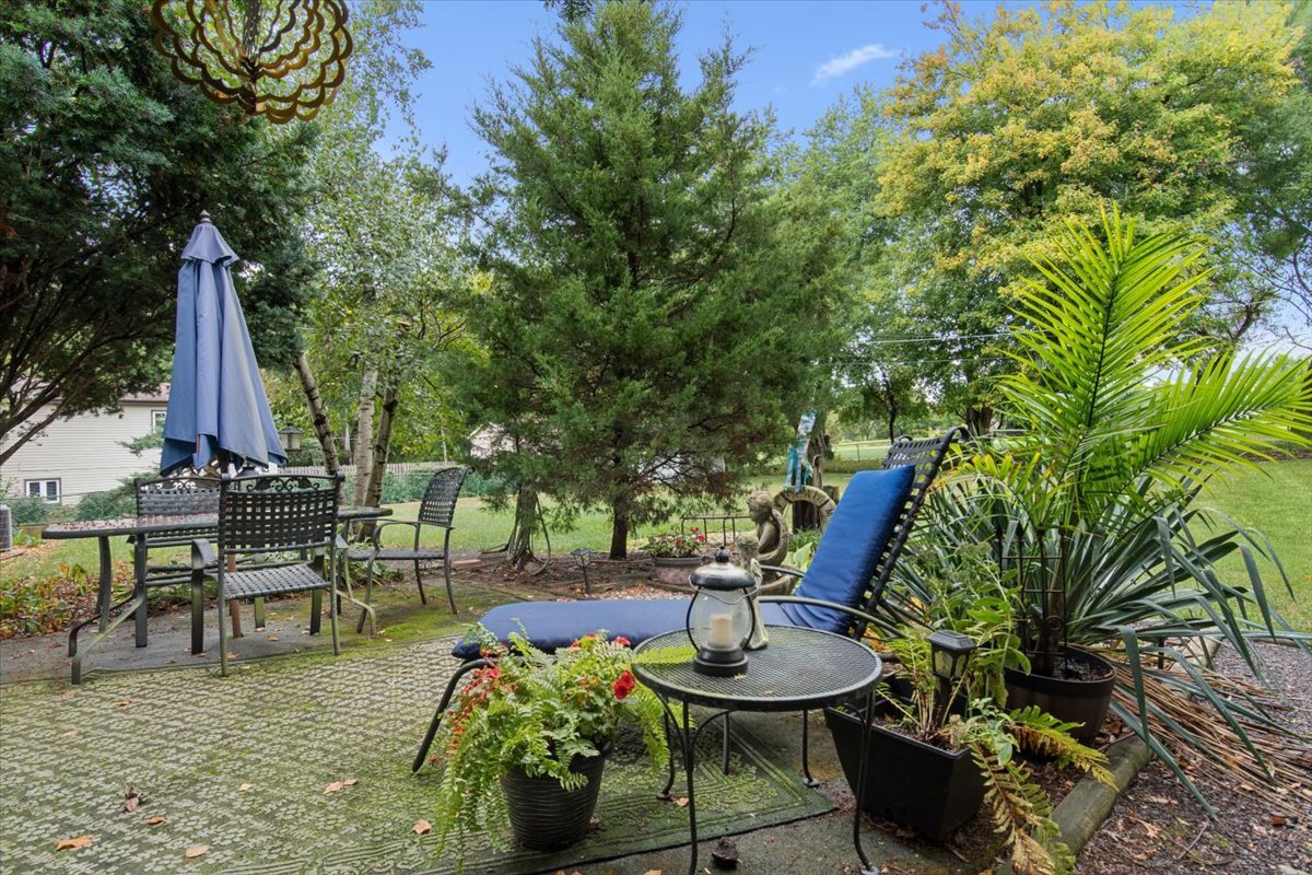 26W468 National Street, Carol Stream, IL 60188