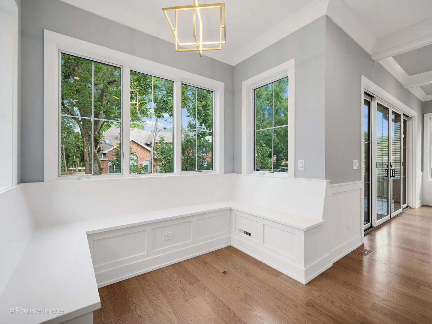 5515 Alabama Avenue, Clarendon Hills, IL 60514