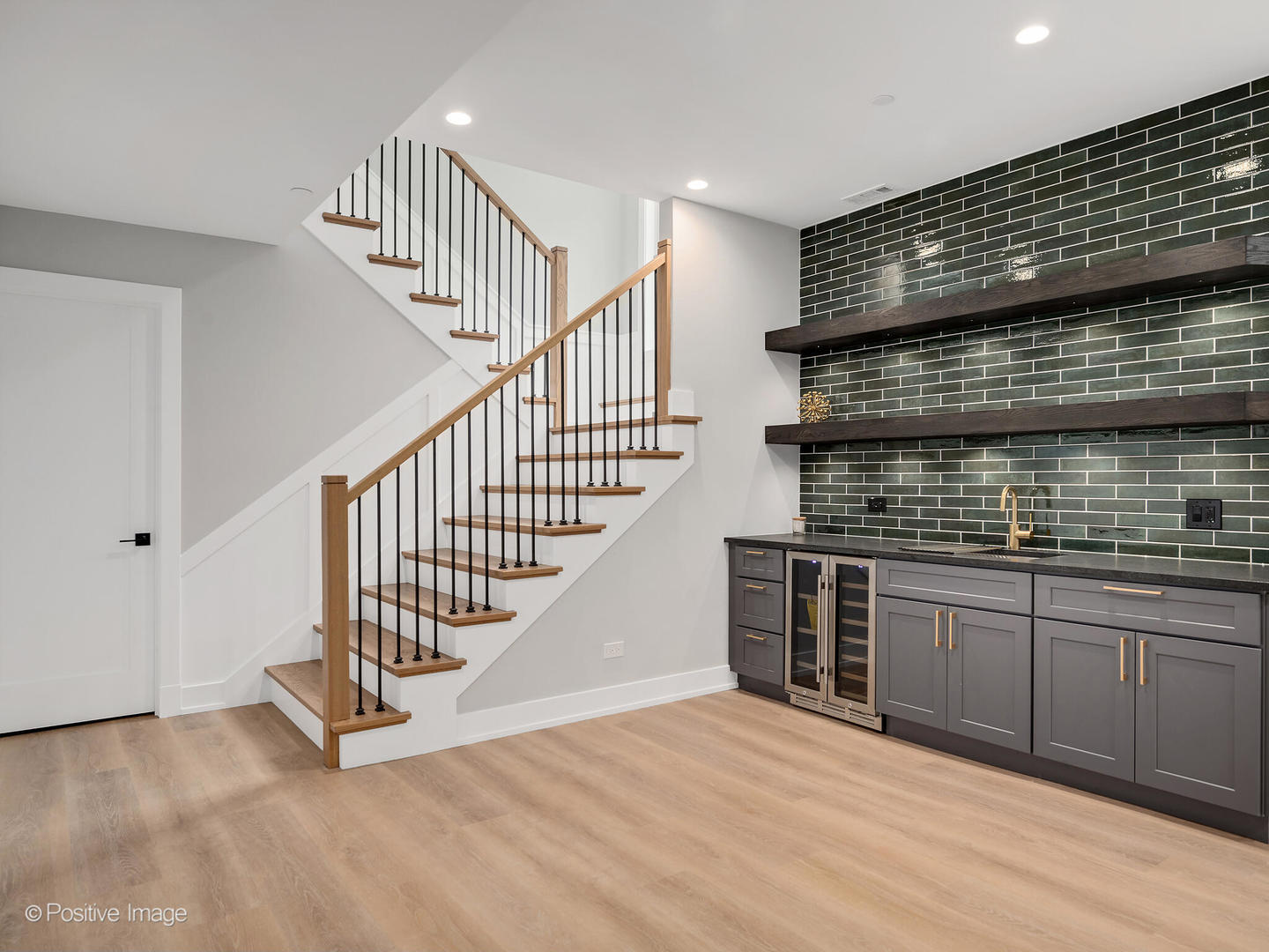 5515 Alabama Avenue, Clarendon Hills, IL 60514