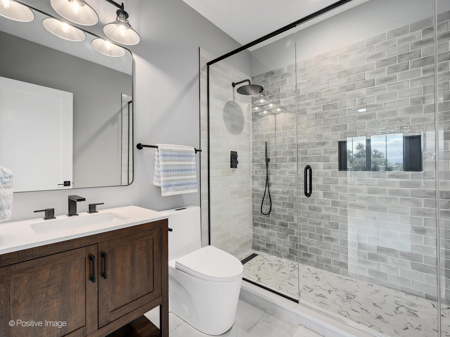 5515 Alabama Avenue, Clarendon Hills, IL 60514