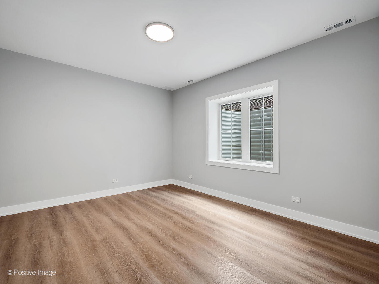 5515 Alabama Avenue, Clarendon Hills, IL 60514