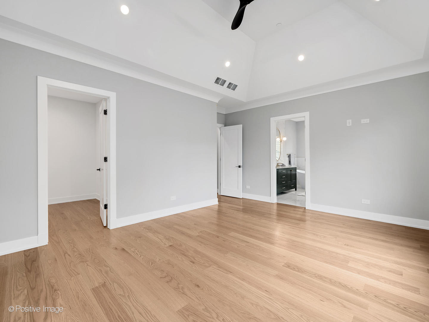 5515 Alabama Avenue, Clarendon Hills, IL 60514