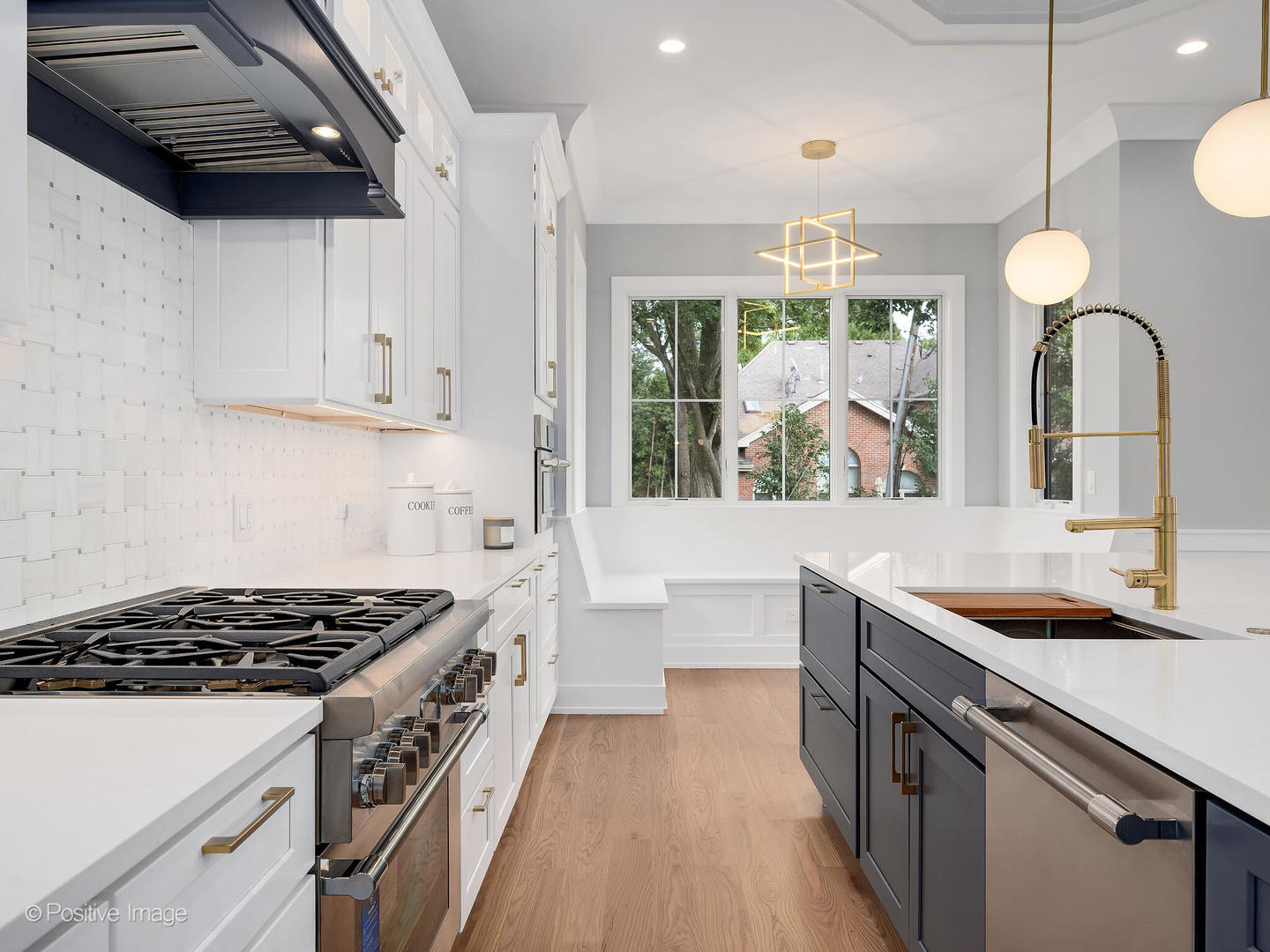 5515 Alabama Avenue, Clarendon Hills, IL 60514