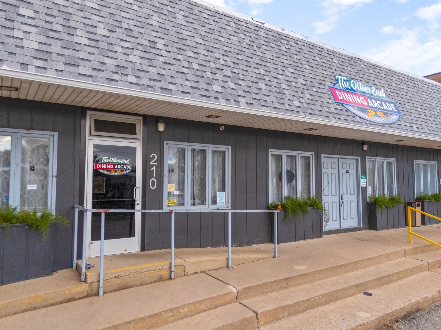 210 S Waupansie Street, Odell, IL 60460