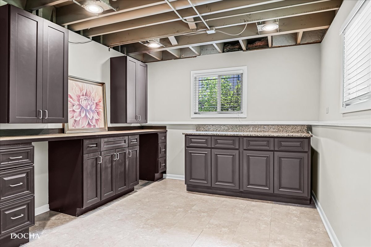 425 W Gartner Road, Naperville, IL 60540