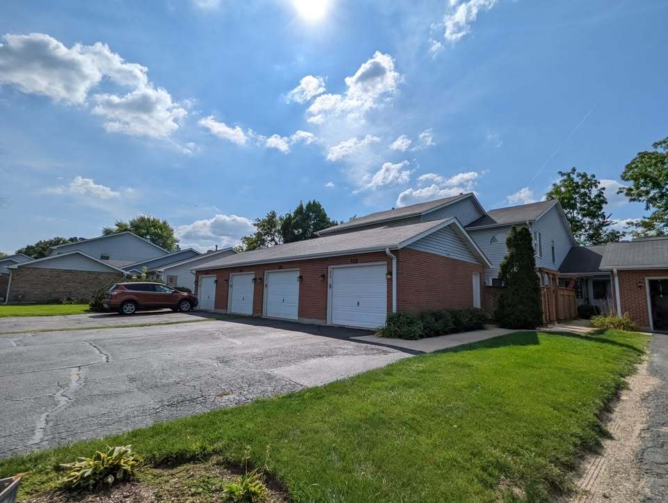 219 Wethington Drive, Wauconda, IL 60084