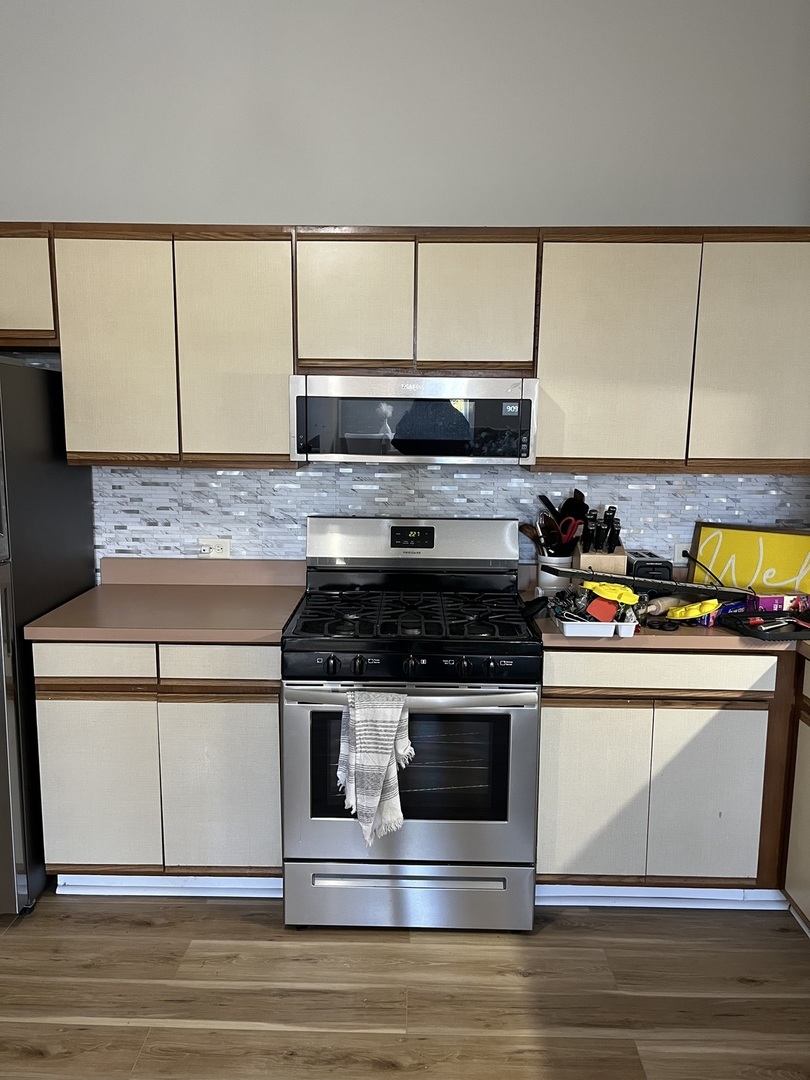 903 Main Street #2, Antioch, IL 60002