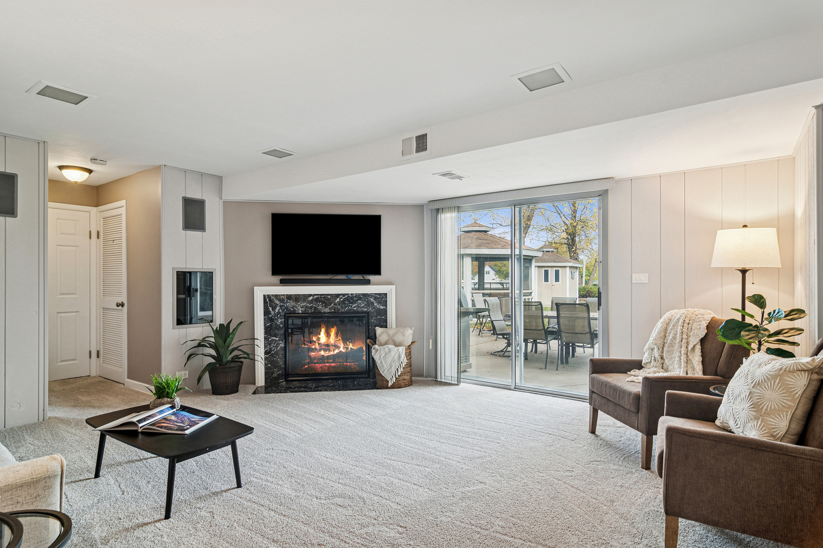 214 E Ivy Lane, Arlington Heights, IL 60004