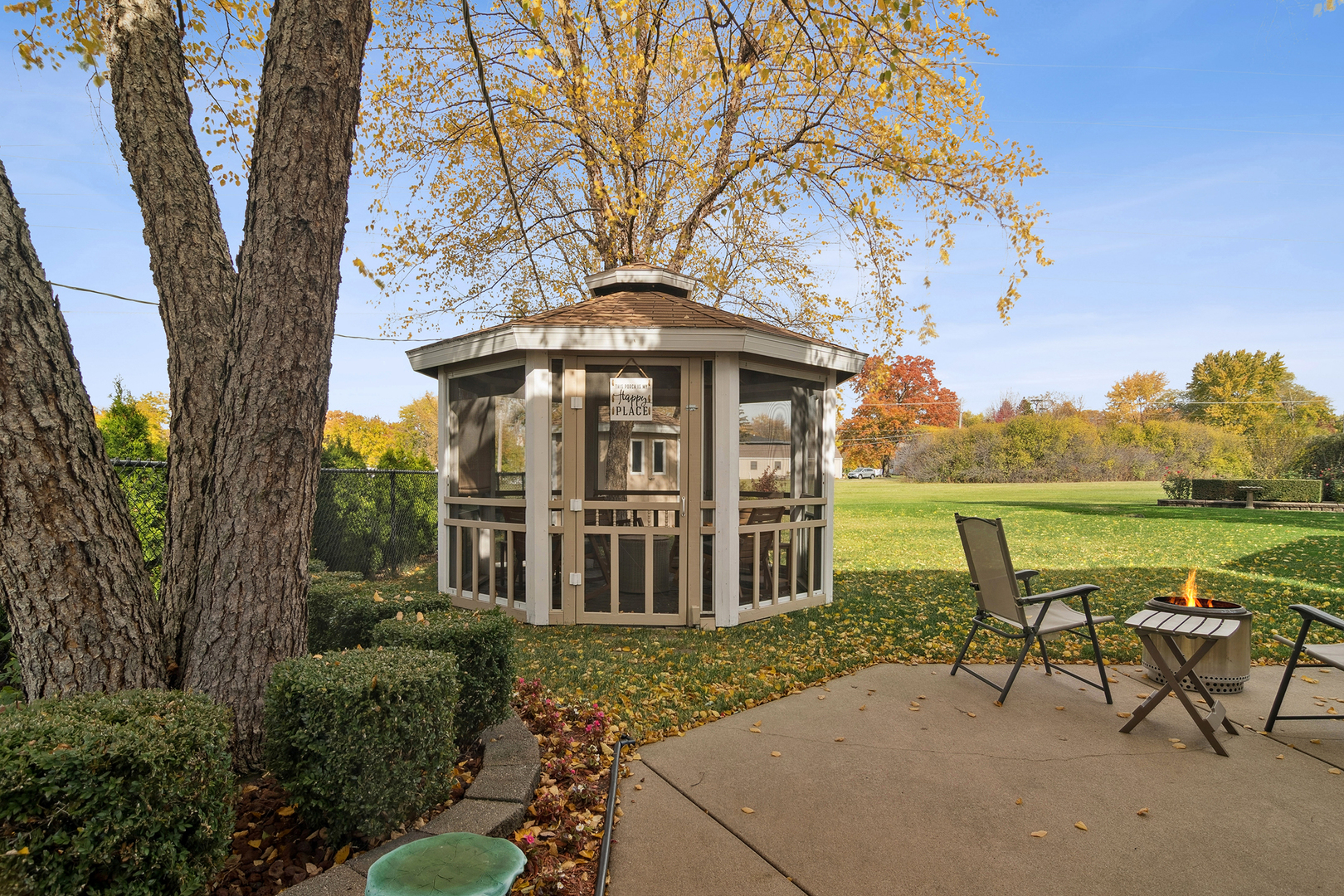 214 E Ivy Lane, Arlington Heights, IL 60004