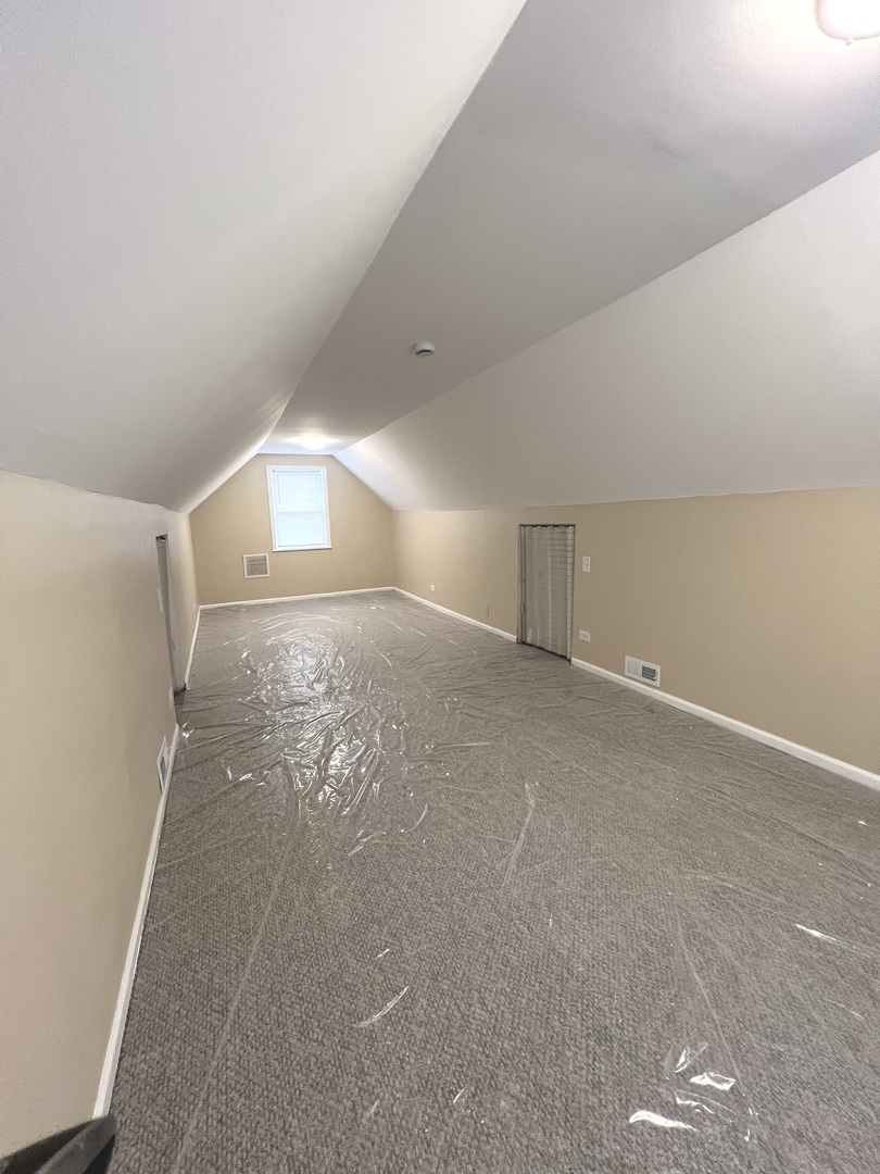 7725 S Champlain Avenue, Chicago, IL 60619