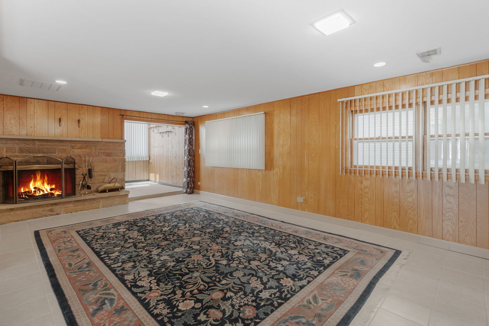 8556 N Oriole Avenue, Niles, IL 60714