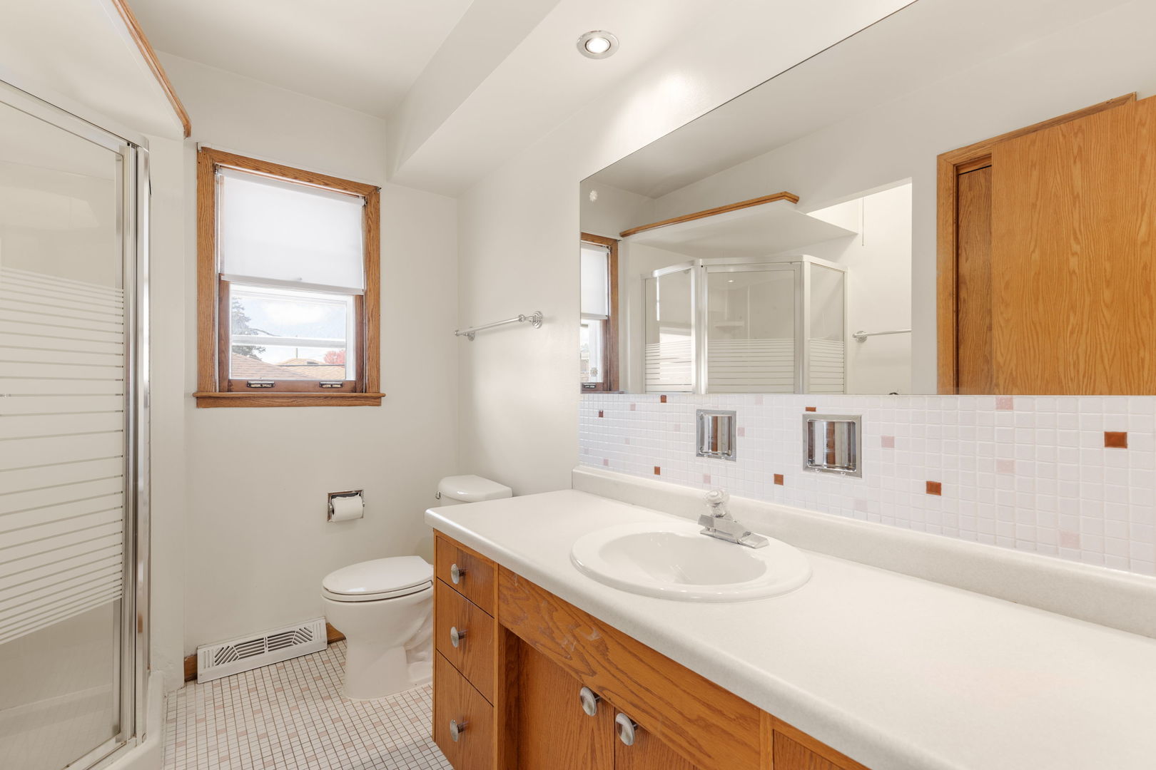 8556 N Oriole Avenue, Niles, IL 60714