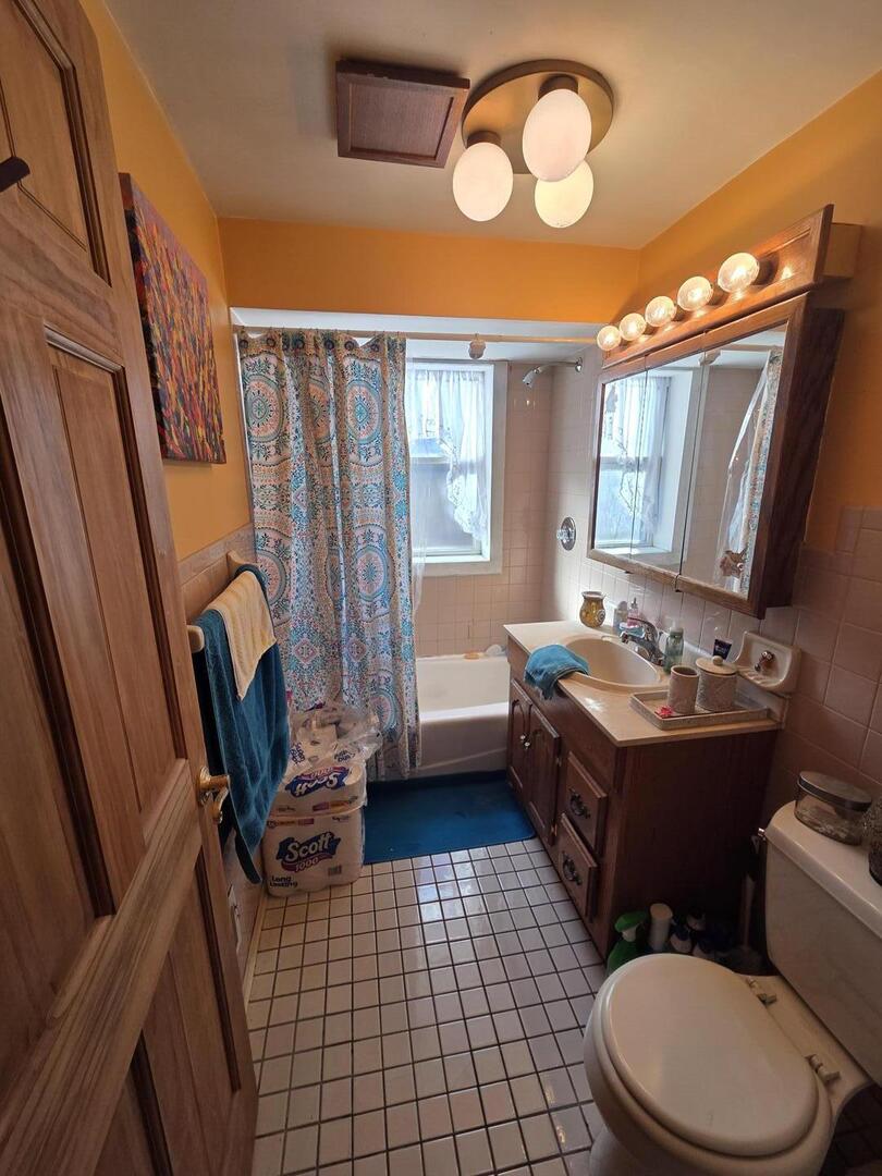 5048 N Nottingham Avenue, Chicago, IL 60656
