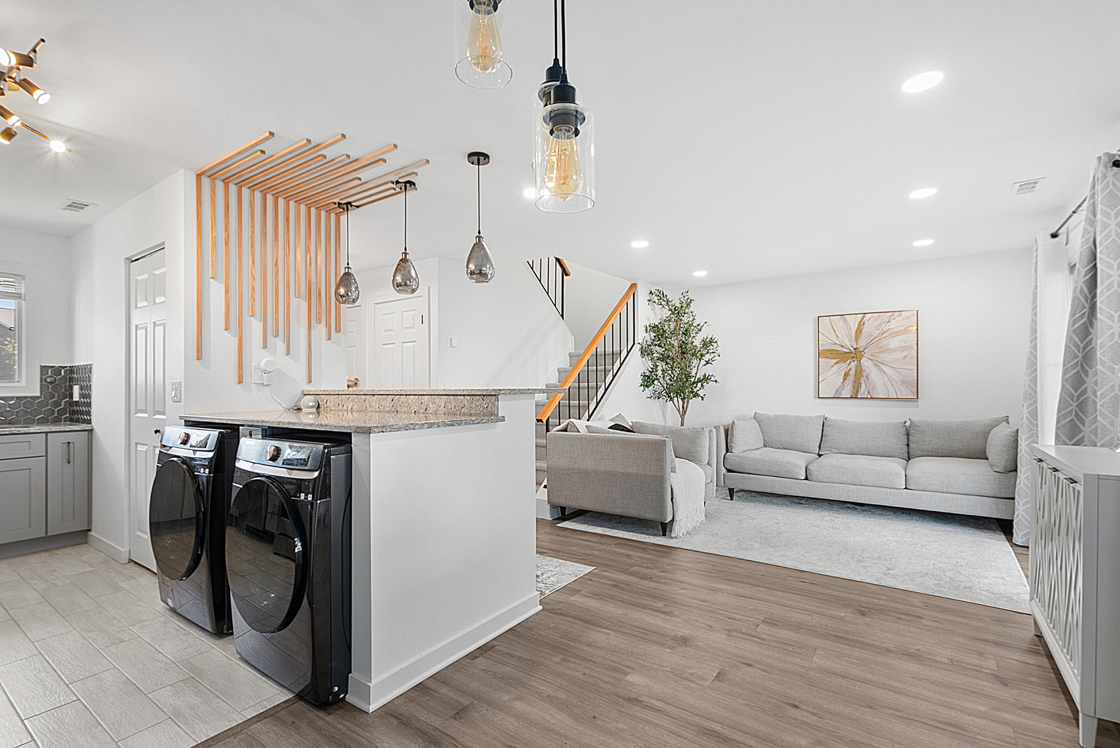 515 Dakota Court, Carol Stream, IL 60188