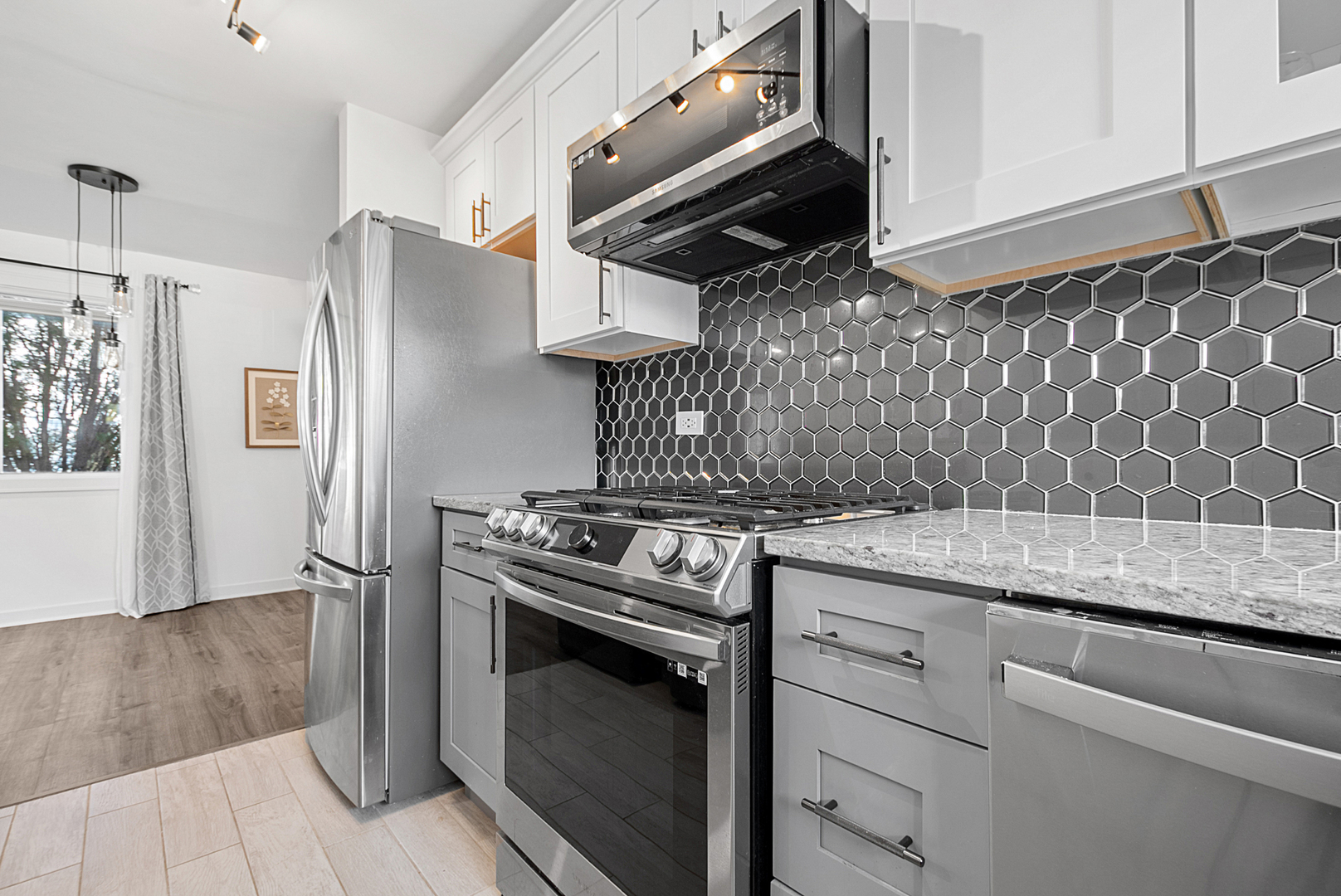 515 Dakota Court, Carol Stream, IL 60188