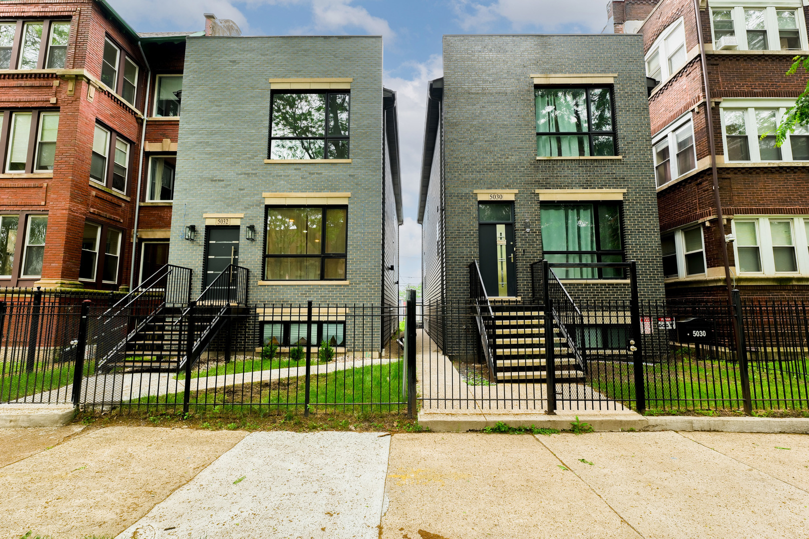 5032 S Michigan Avenue, Chicago, IL 60615