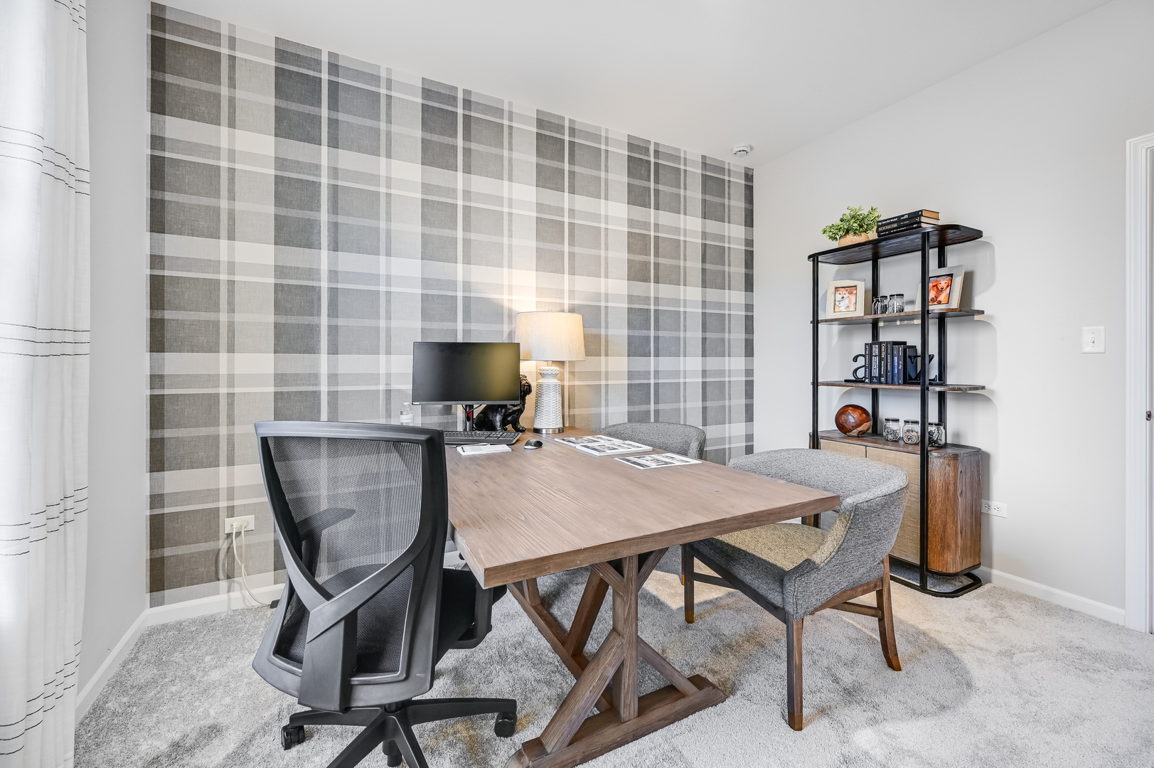 935 Juniper Drive, Sycamore, IL 60178