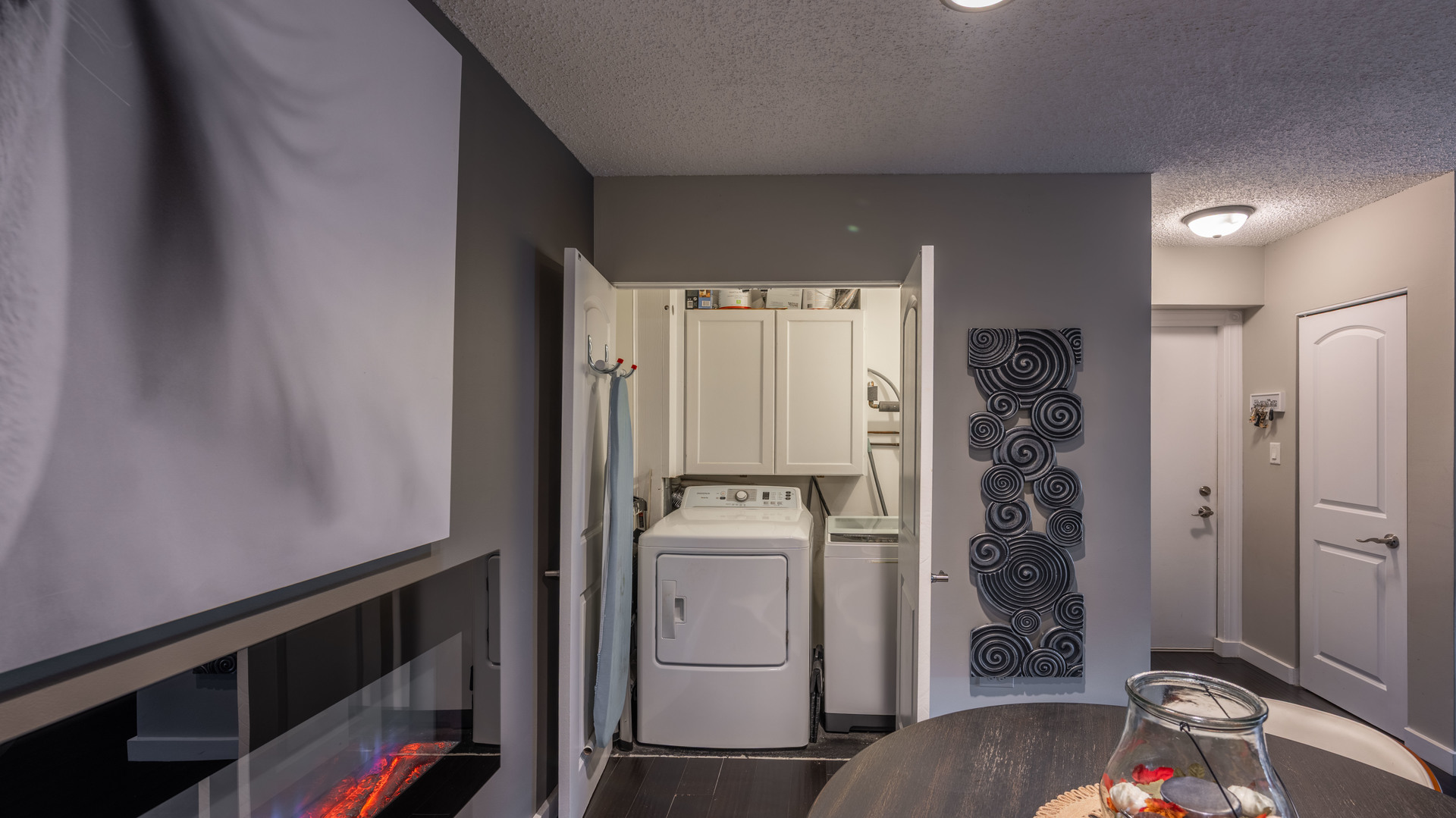 1234 Chalet Road #301, Naperville, IL 60563