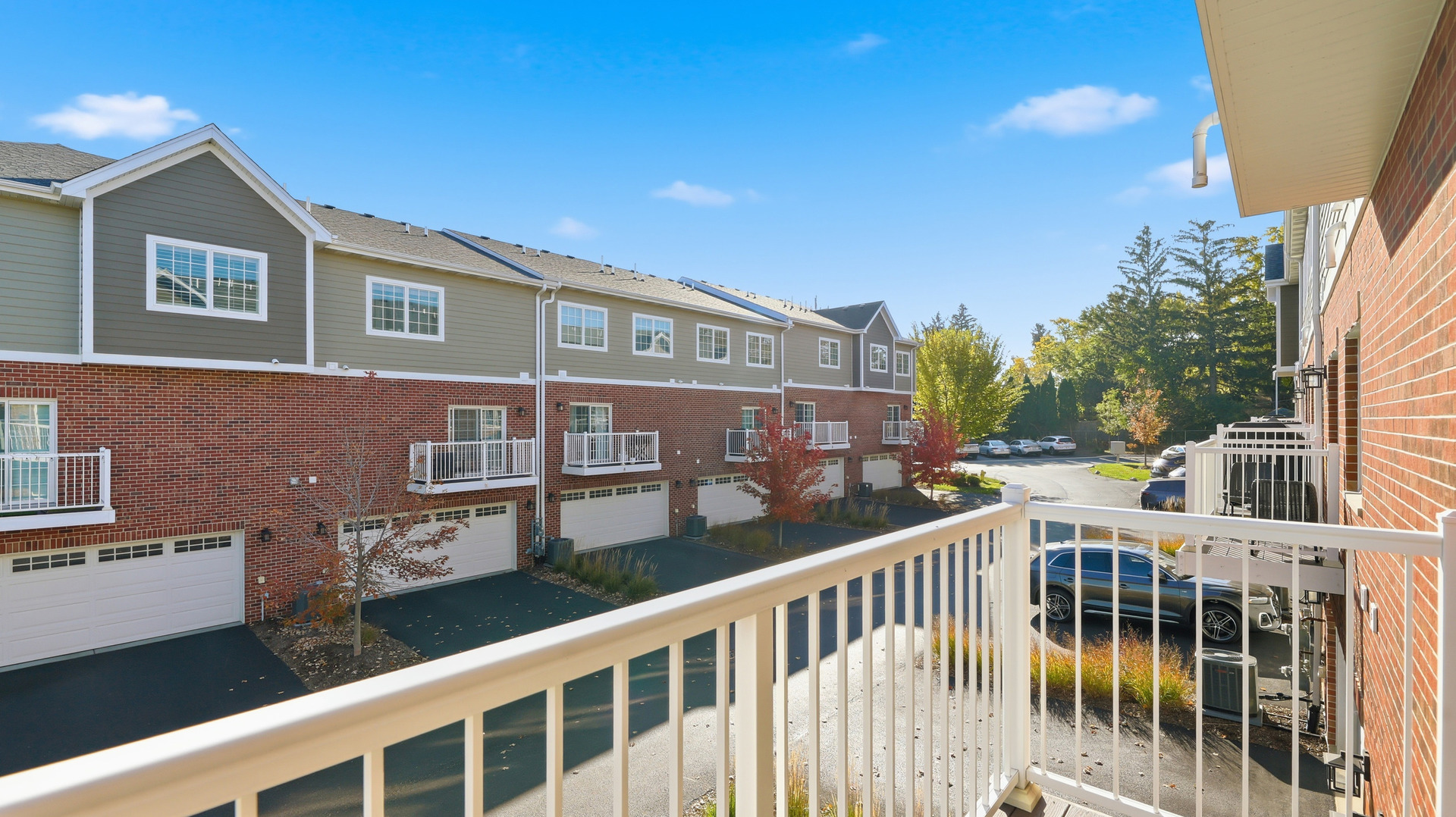 416 N CASS Avenue #6, Westmont, IL 60559