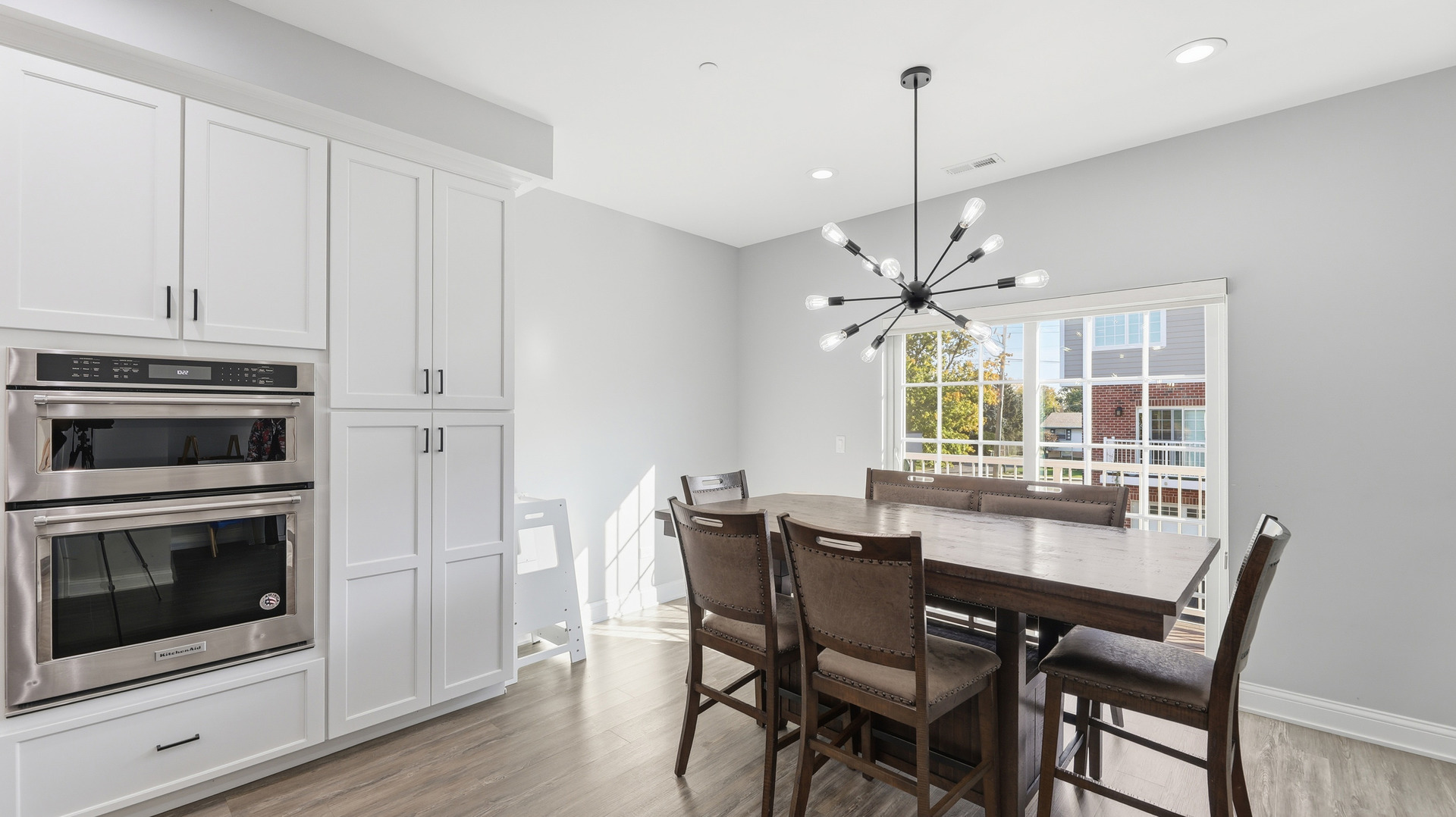 416 N CASS Avenue #6, Westmont, IL 60559