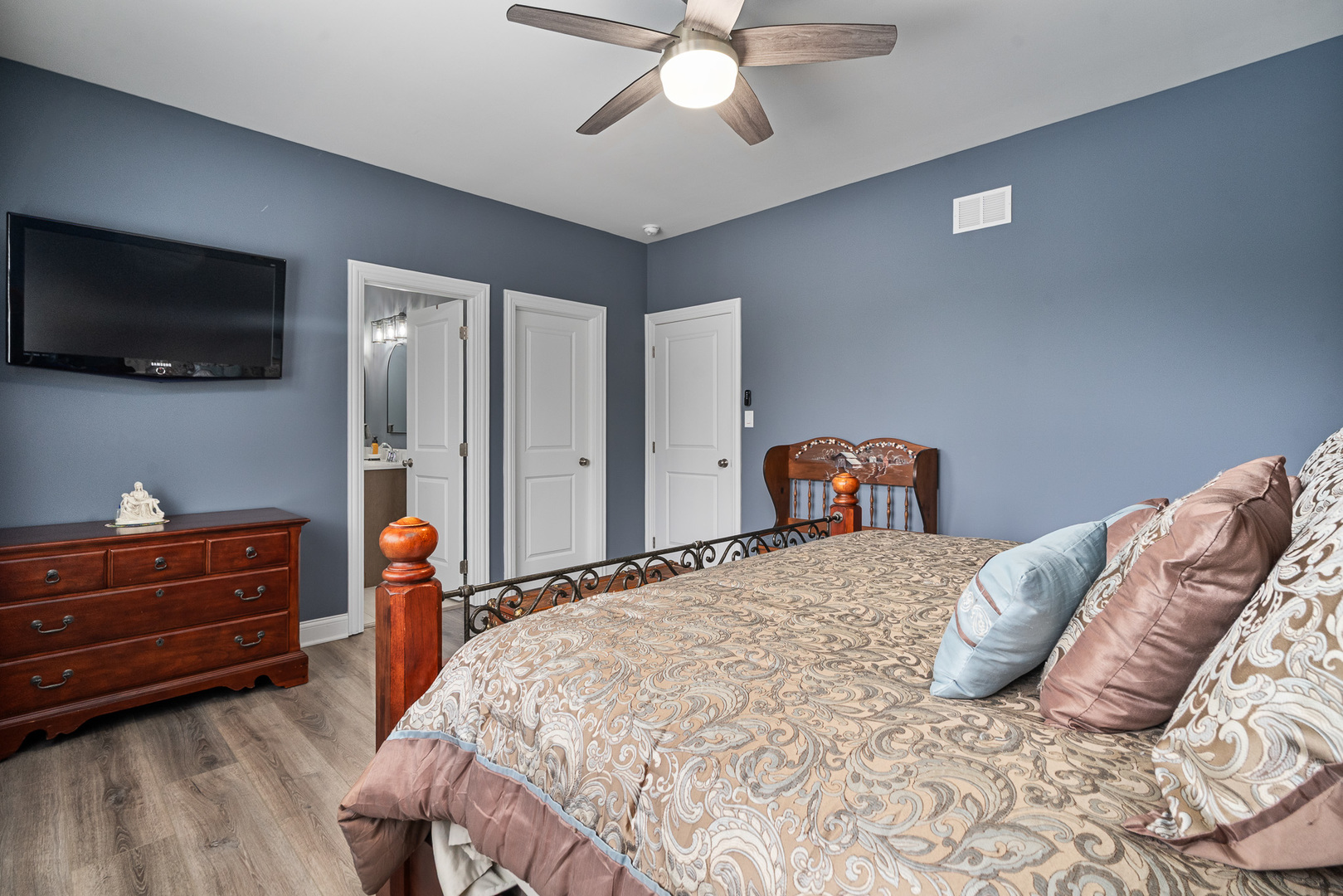 574 Prairie Crossing Drive, New Lenox, IL 60451