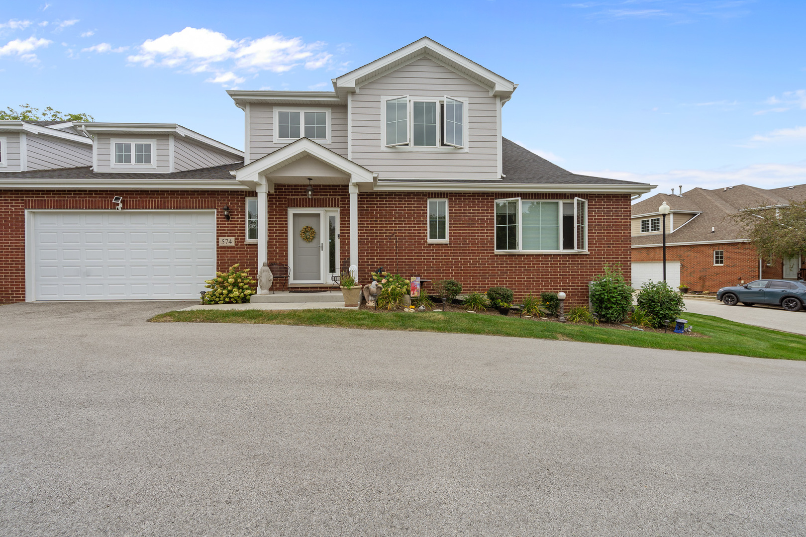 574 Prairie Crossing Drive, New Lenox, IL 60451