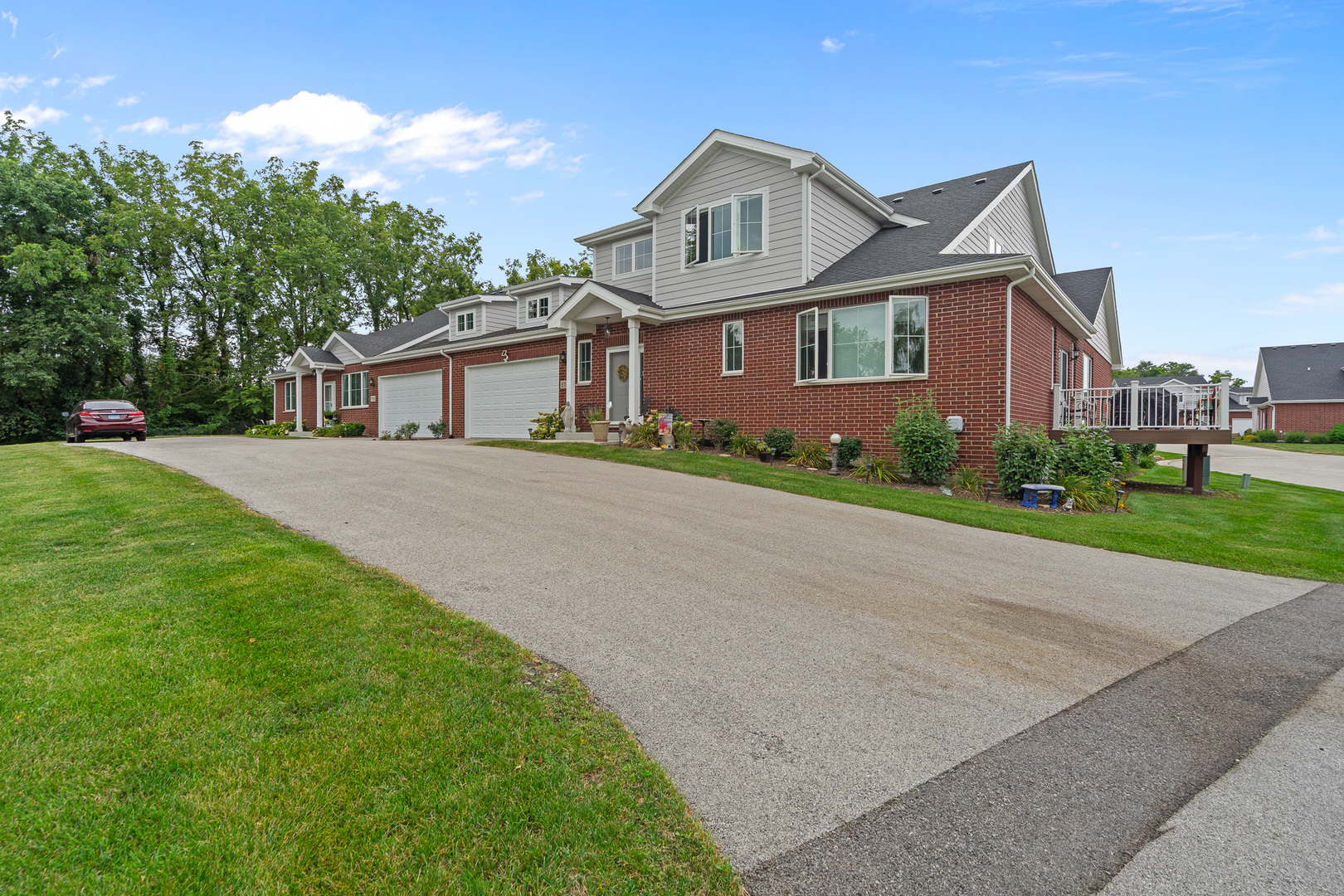 574 Prairie Crossing Drive, New Lenox, IL 60451