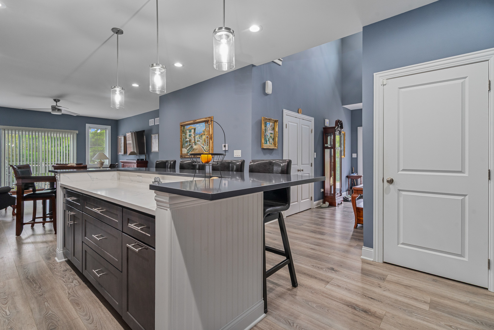 574 Prairie Crossing Drive, New Lenox, IL 60451