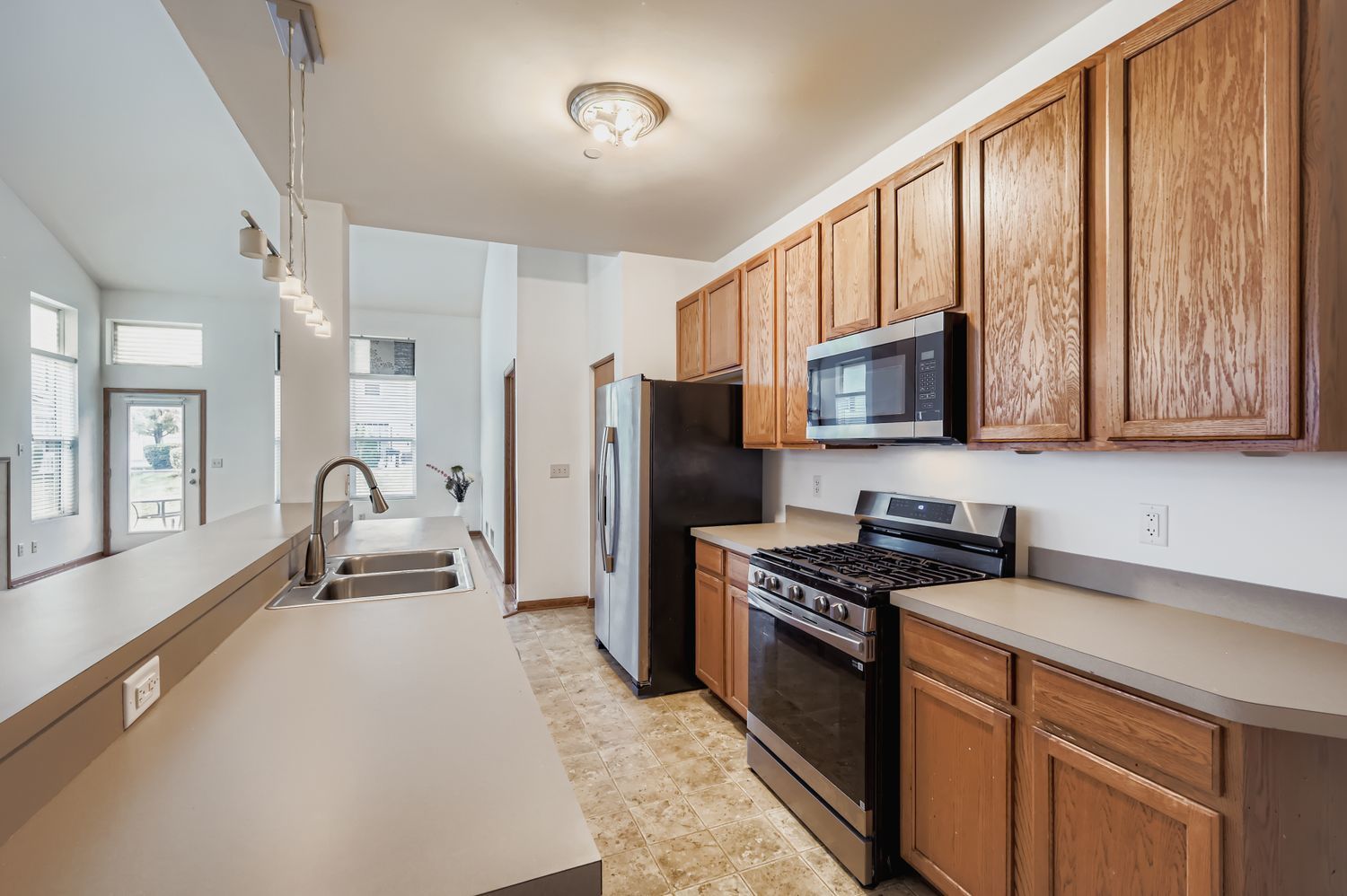 4579 Half Moon Drive #A, Yorkville, IL 60560