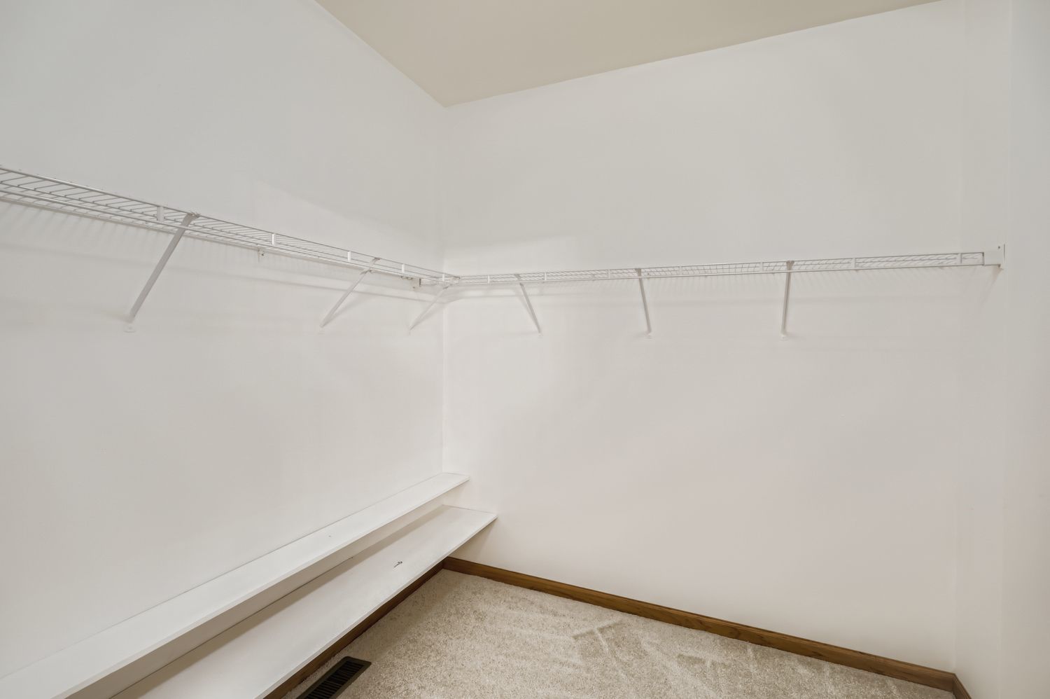 4579 Half Moon Drive #A, Yorkville, IL 60560