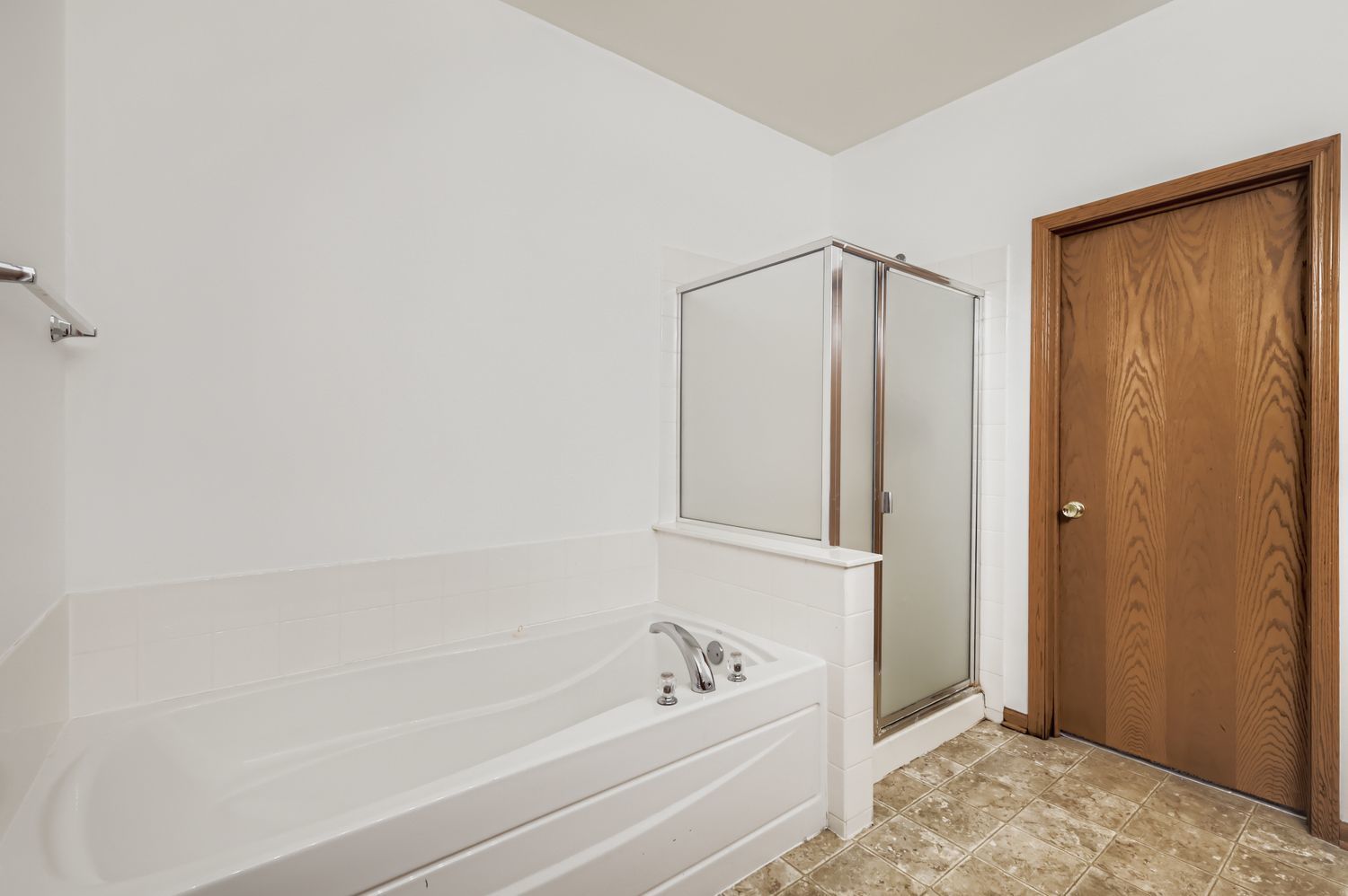 4579 Half Moon Drive #A, Yorkville, IL 60560