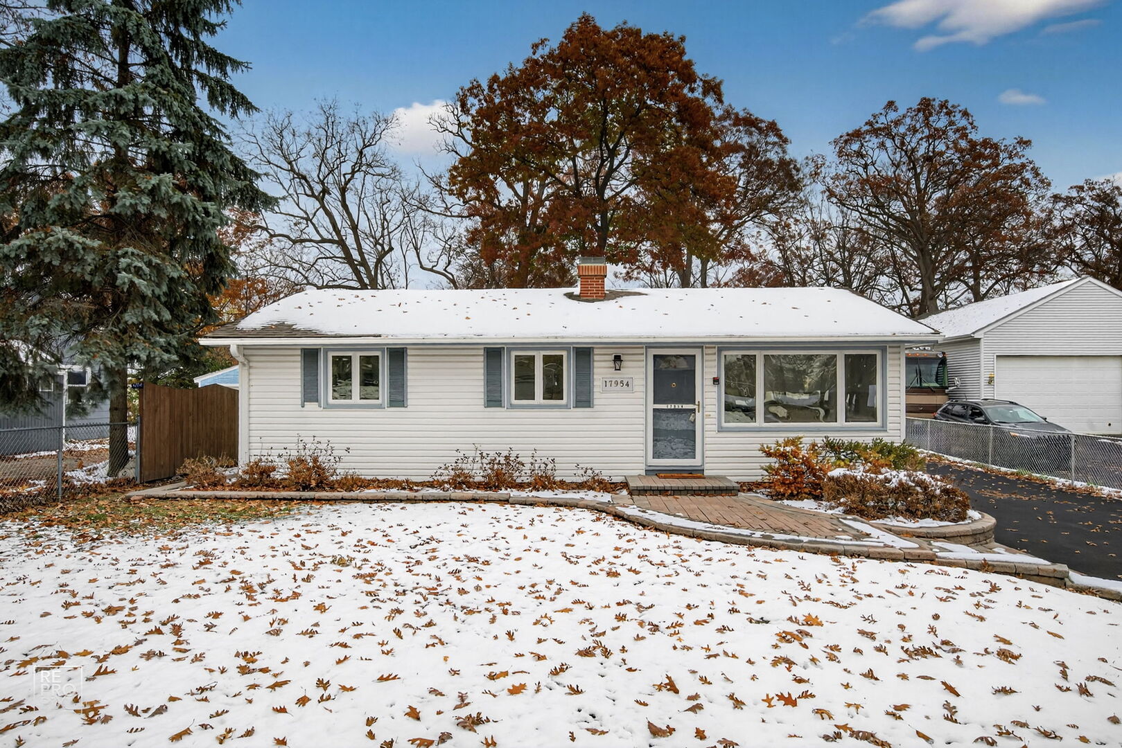 17954 W Big Oaks Road, Grayslake, IL 60030