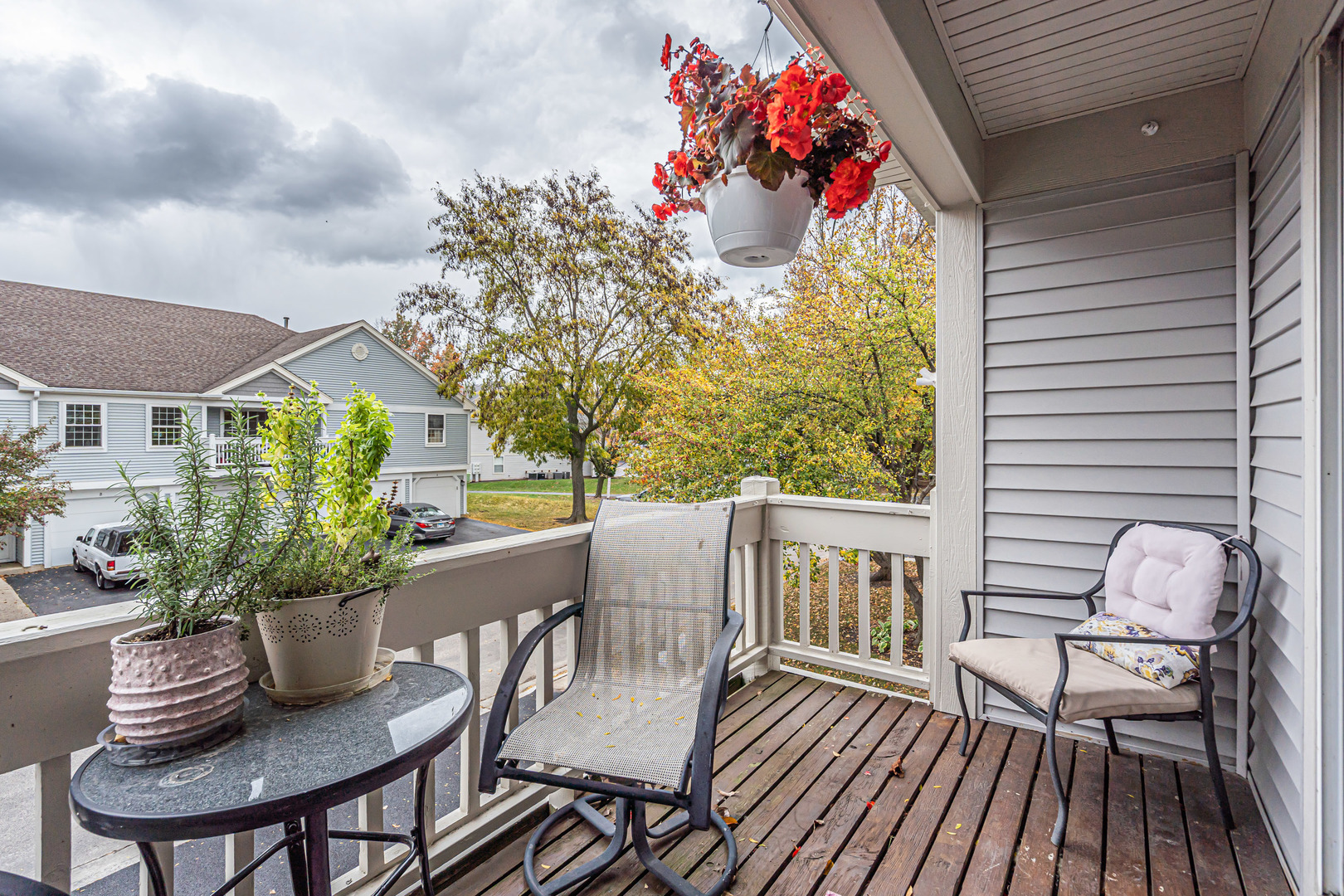 1218 BALLANTRAE Place #E, Mundelein, IL 60060