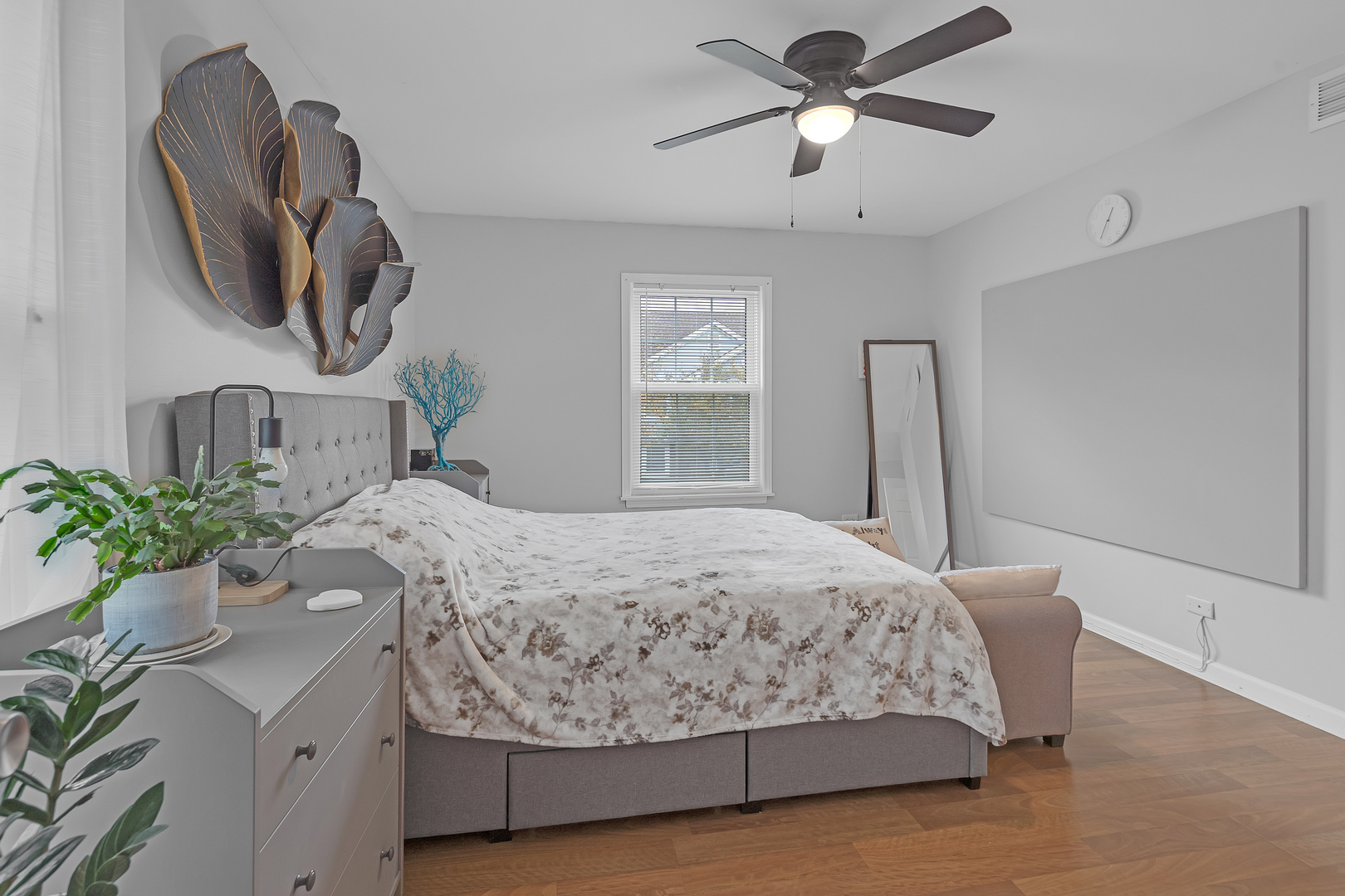 1218 BALLANTRAE Place #E, Mundelein, IL 60060