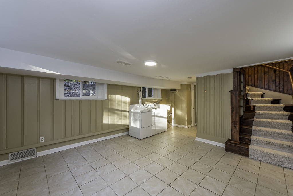 1414 Sheridan Road, Winthrop Harbor, IL 60096