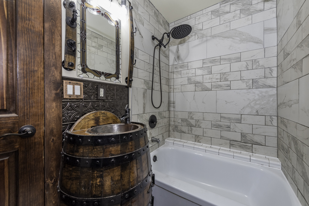 1414 Sheridan Road, Winthrop Harbor, IL 60096