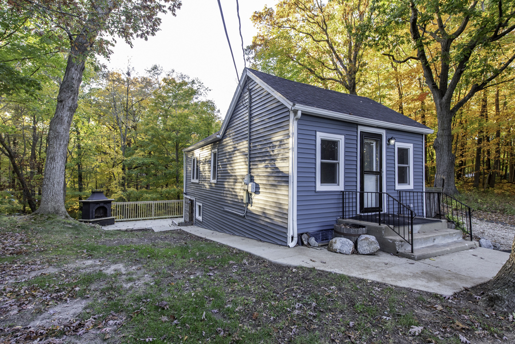 1414 Sheridan Road, Winthrop Harbor, IL 60096