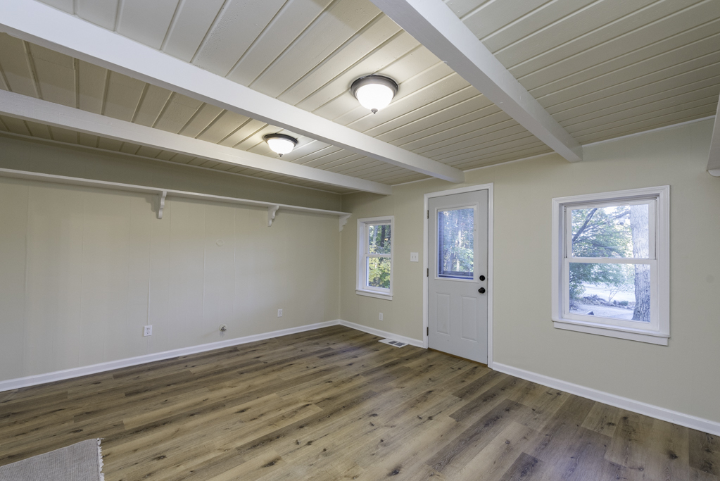 1414 Sheridan Road, Winthrop Harbor, IL 60096