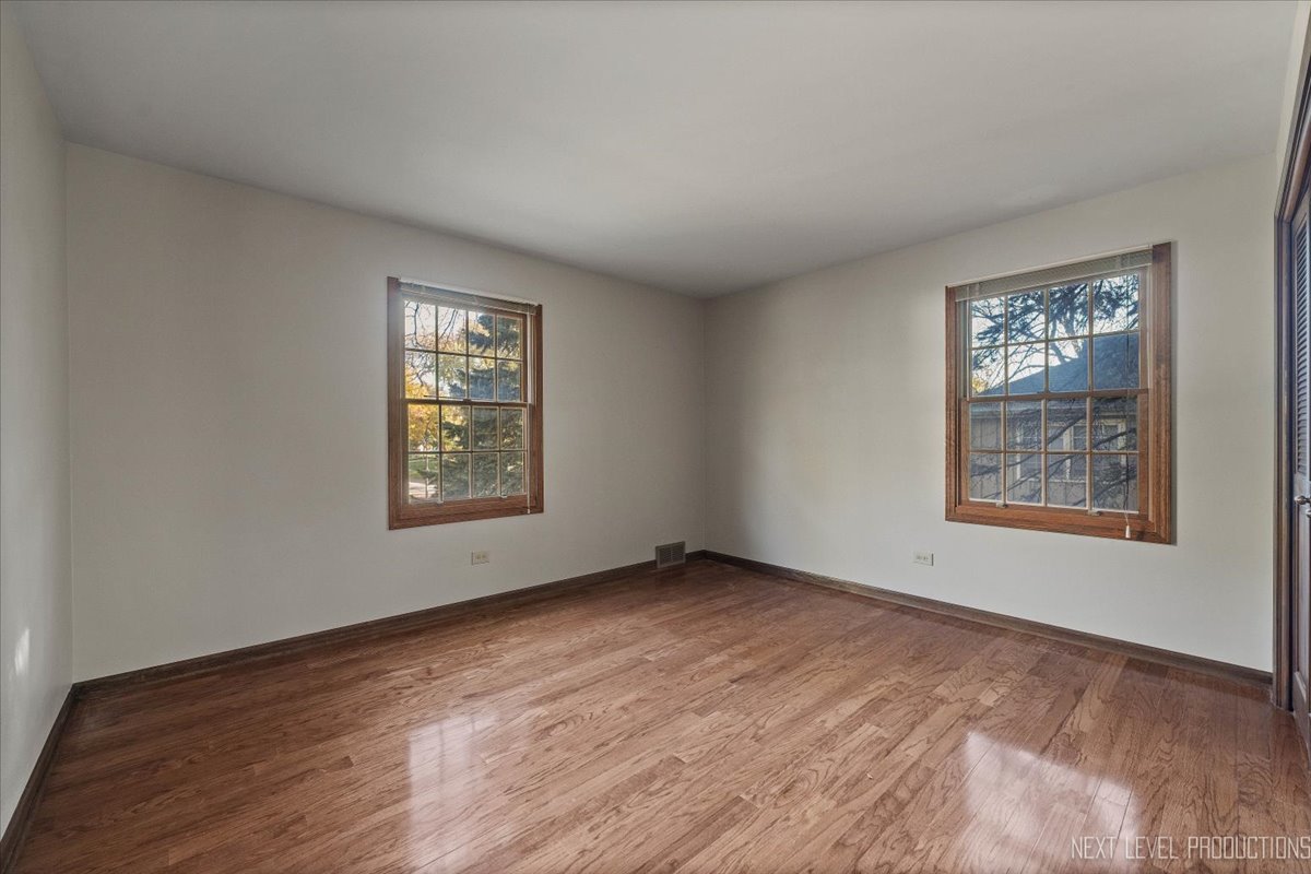 1228 Elizabeth Avenue, Naperville, IL 60540