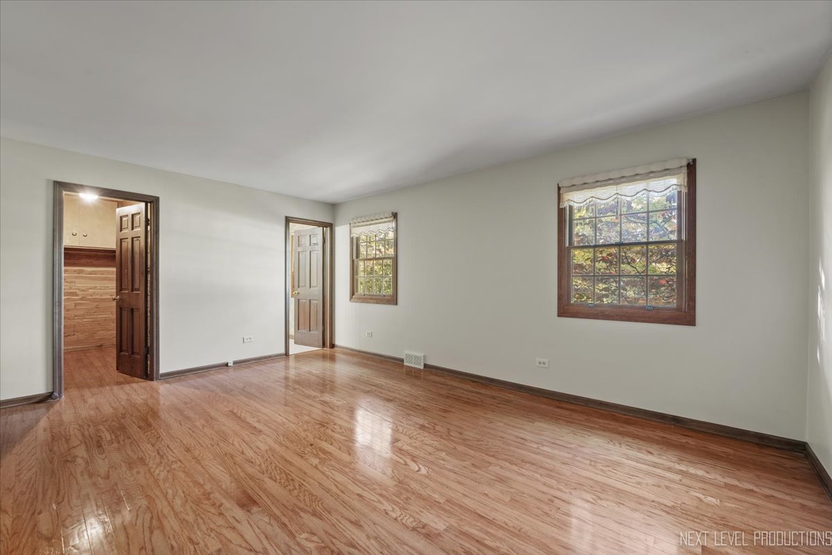 1228 Elizabeth Avenue, Naperville, IL 60540