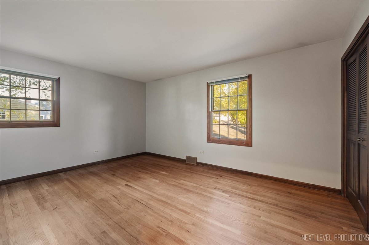 1228 Elizabeth Avenue, Naperville, IL 60540