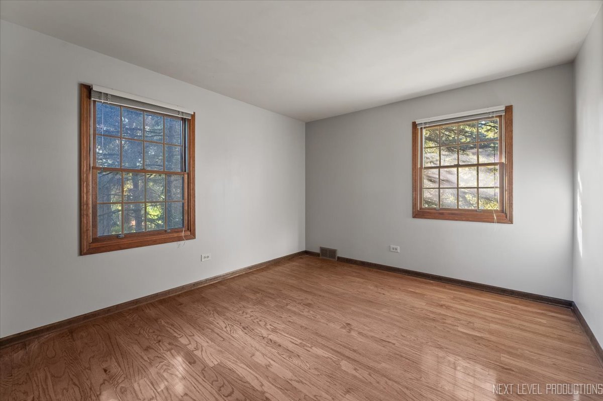 1228 Elizabeth Avenue, Naperville, IL 60540