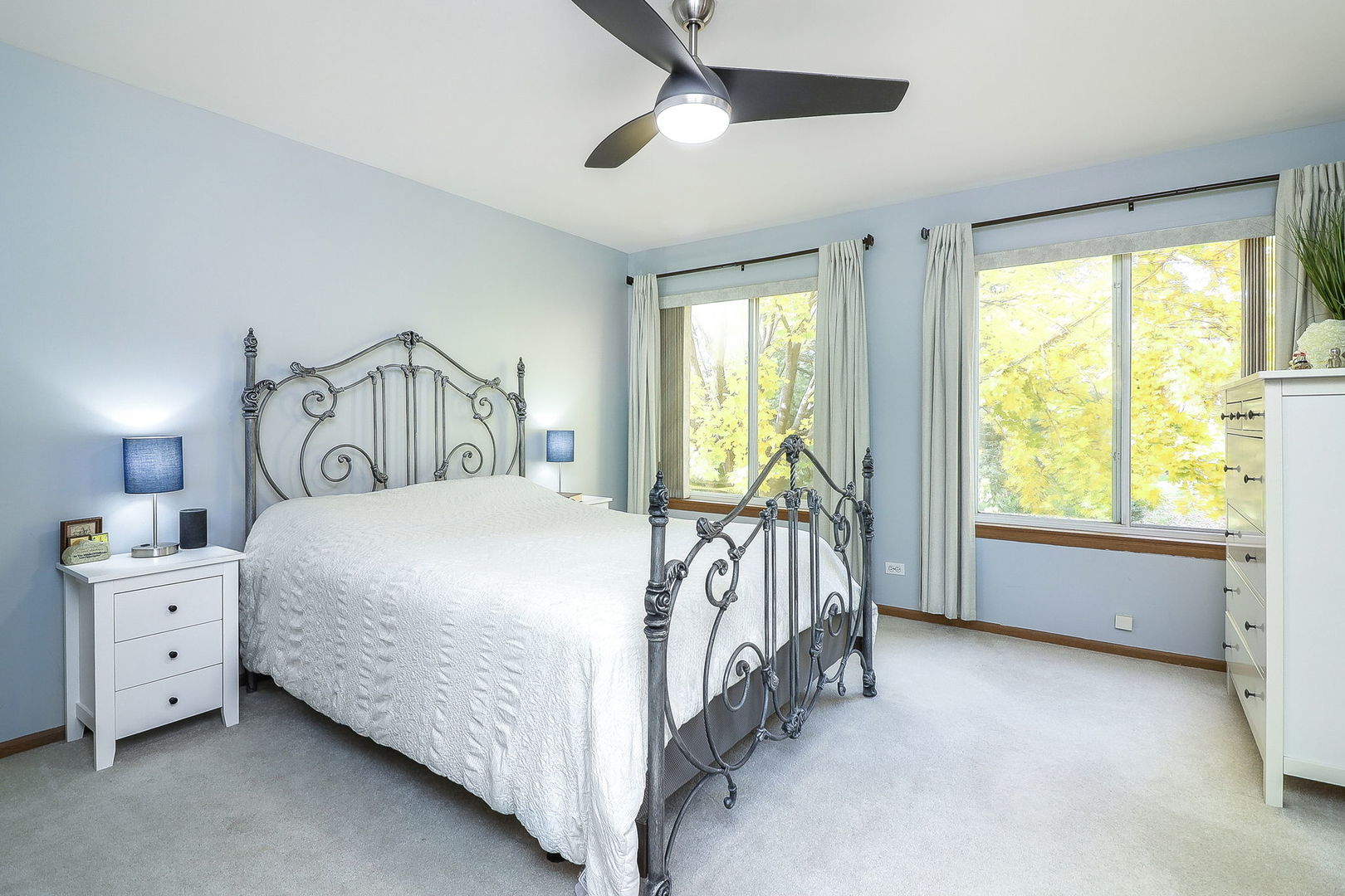 122 Arbor Avenue, Sugar Grove, IL 60554